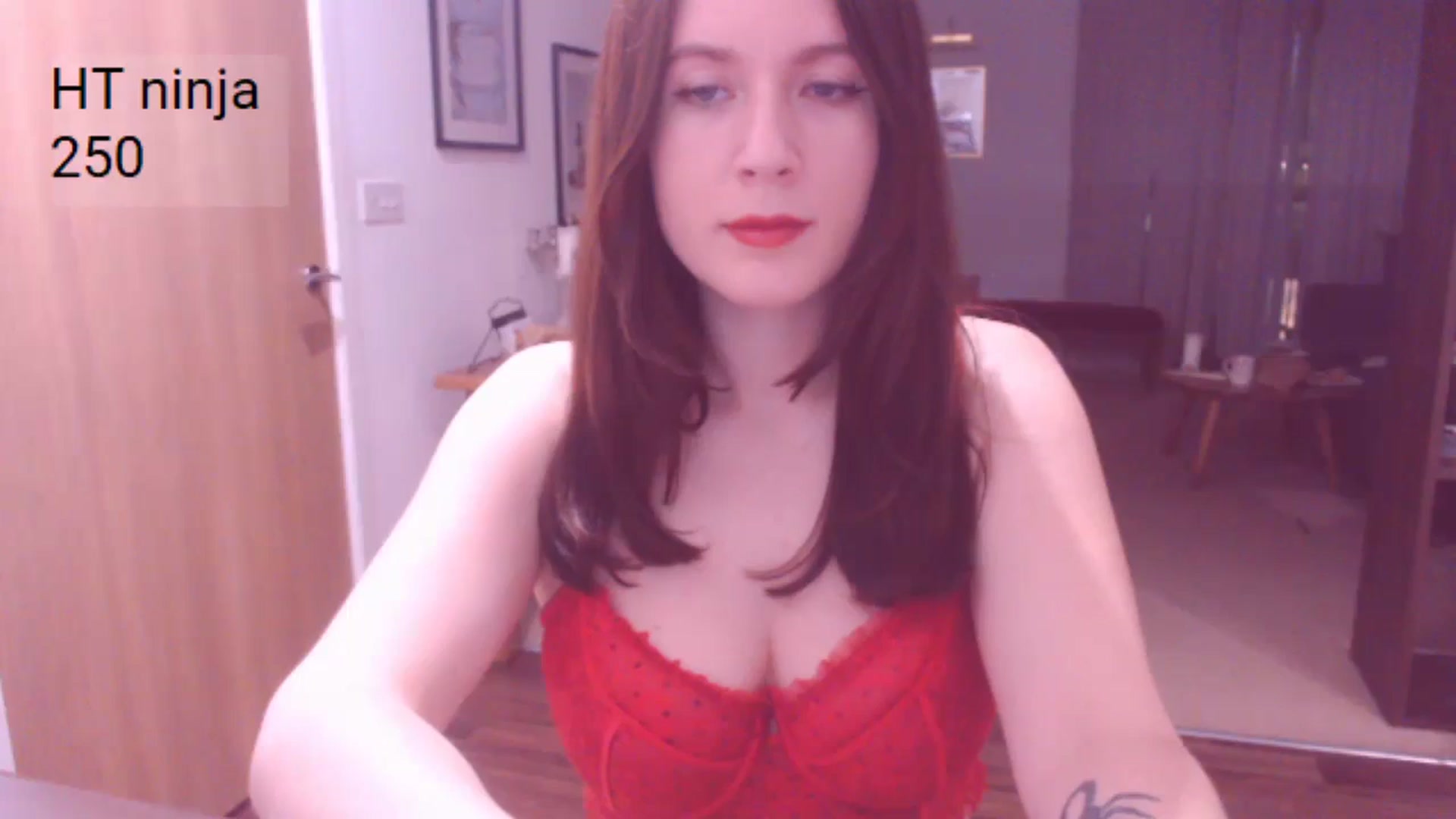 Gallery image thumbnail from AubreyPlza's myfreecams stream on, 11/16/2024, 22:33 image 13 of 20