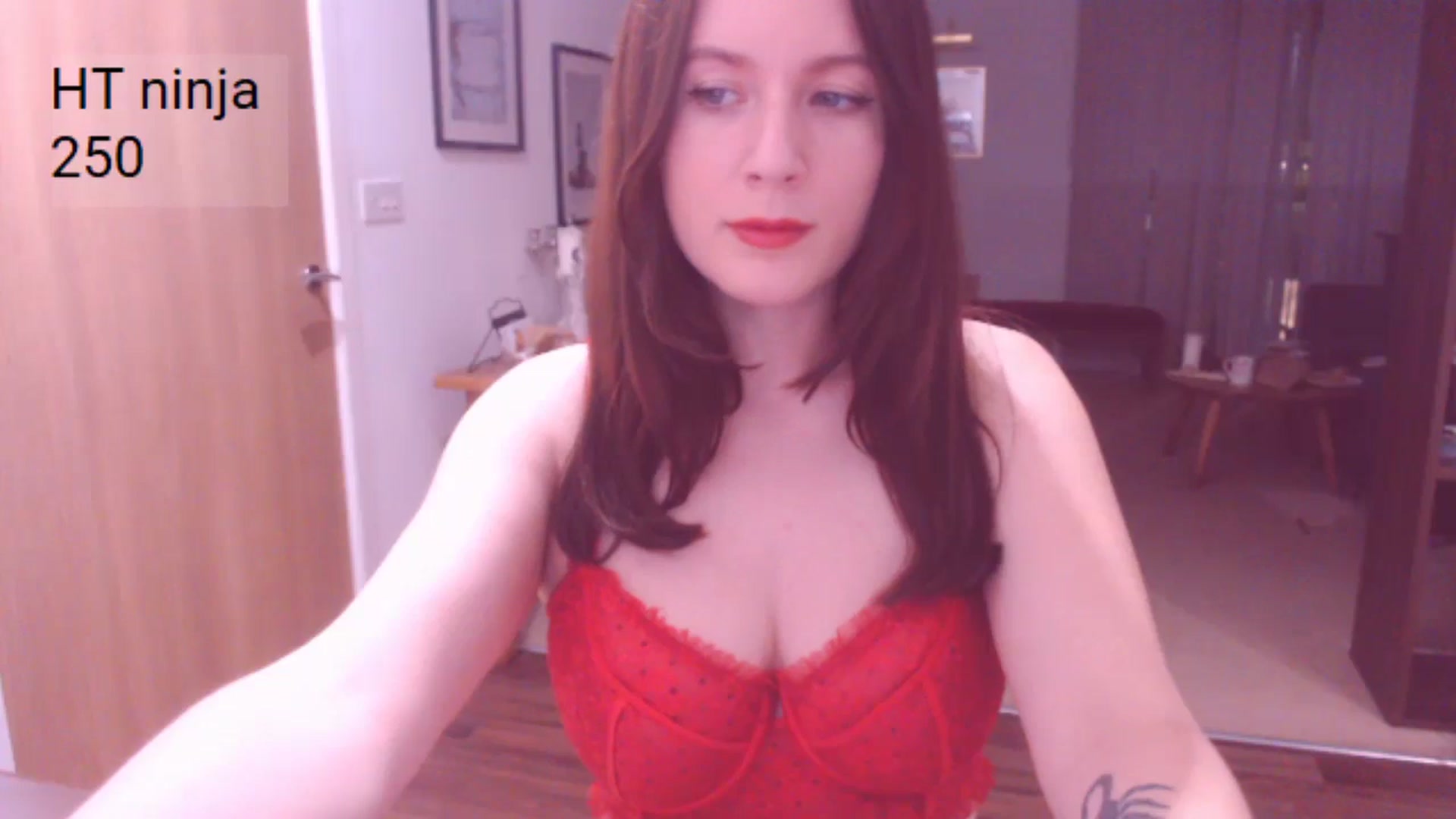 Gallery image thumbnail from AubreyPlza's myfreecams stream on, 11/16/2024, 22:33 image 14 of 20