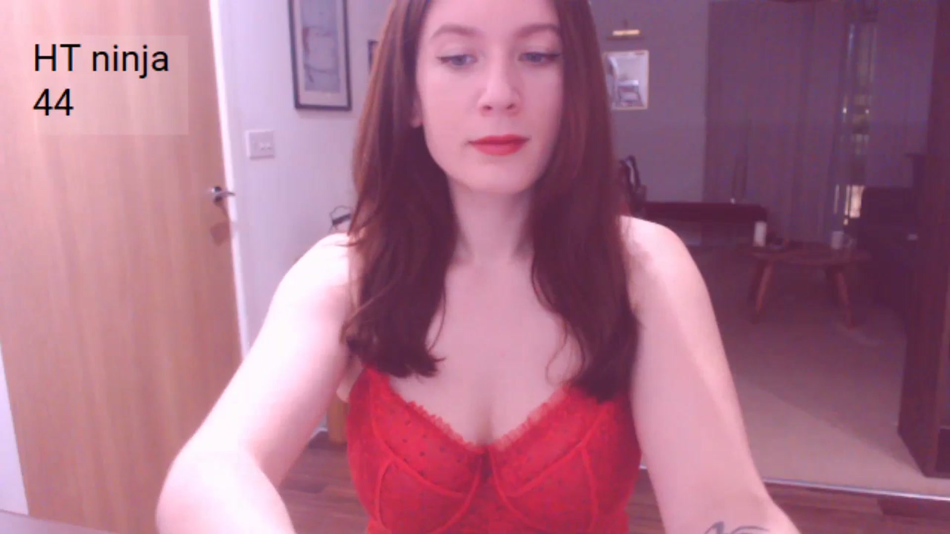 Gallery image thumbnail from AubreyPlza's myfreecams stream on, 11/17/2024, 20:53 image 3 of 20