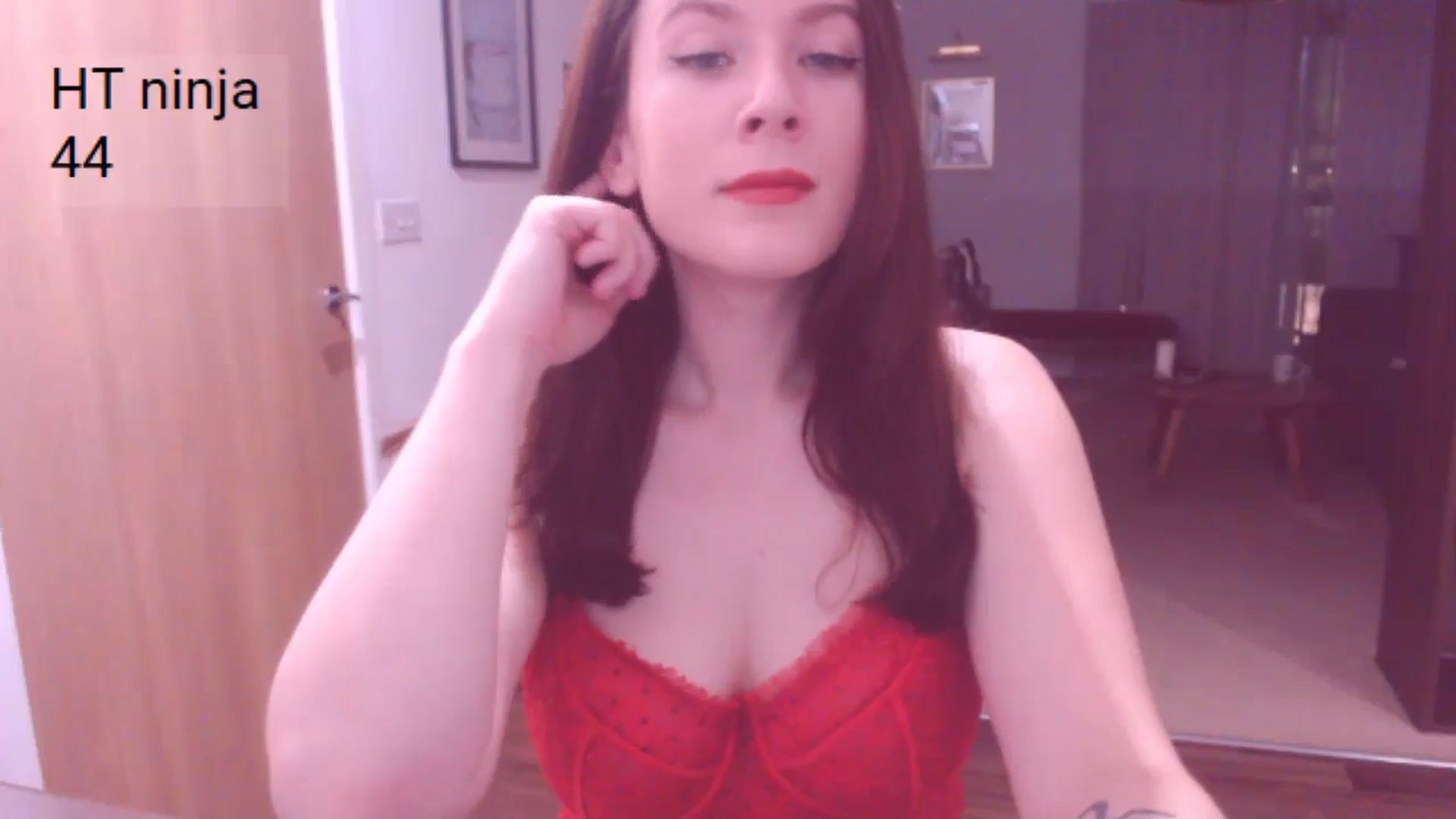 Gallery image thumbnail from AubreyPlza's myfreecams stream on, 11/17/2024, 20:53 image 4 of 20
