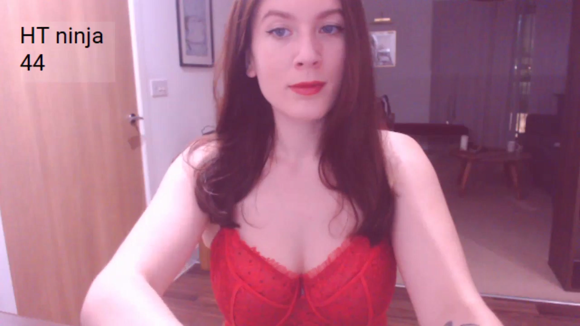 Gallery image thumbnail from AubreyPlza's myfreecams stream on, 11/17/2024, 20:53 image 6 of 20