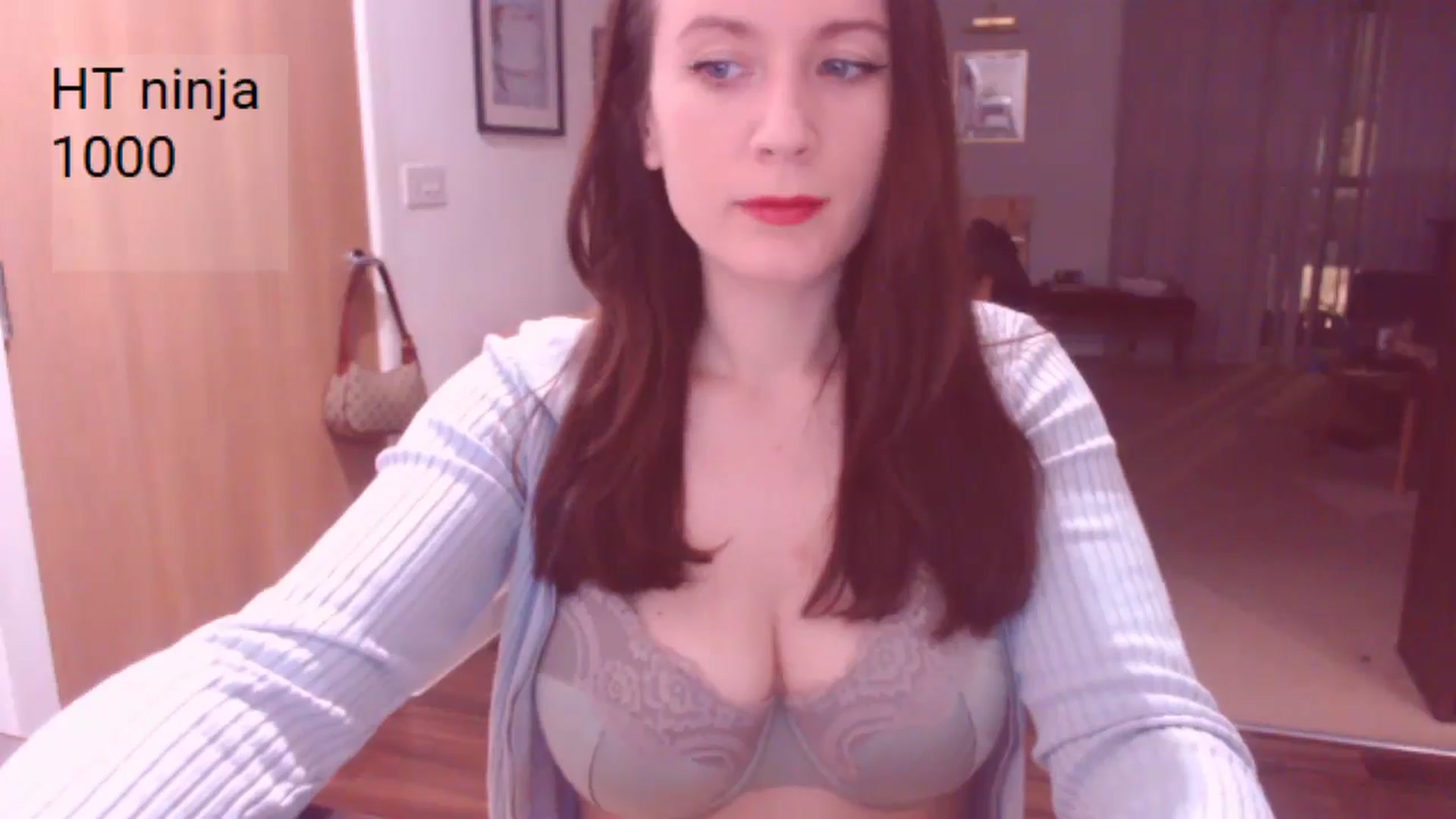 Gallery image thumbnail from AubreyPlza's myfreecams stream on, 01/04/2025, 21:22 image 9 of 20