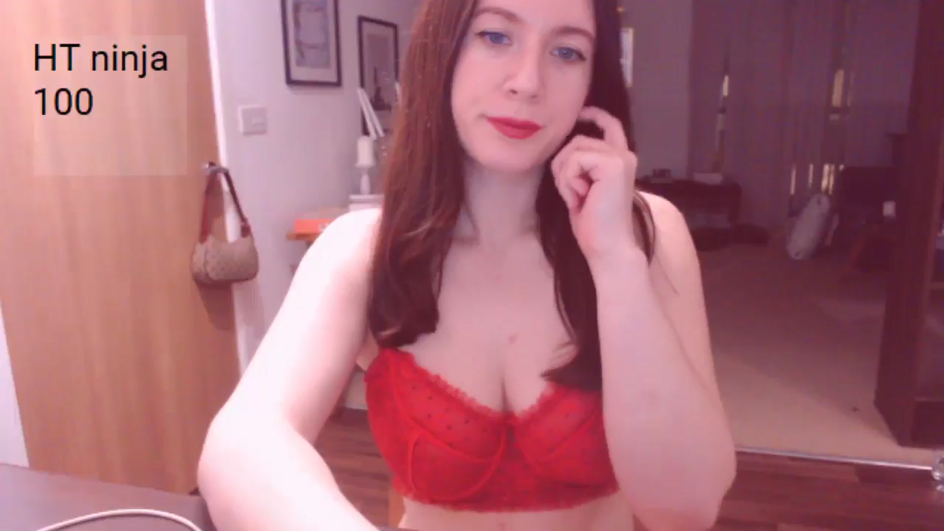 Gallery image thumbnail from AubreyPlza's myfreecams stream on, 01/06/2025, 21:20 image 9 of 20