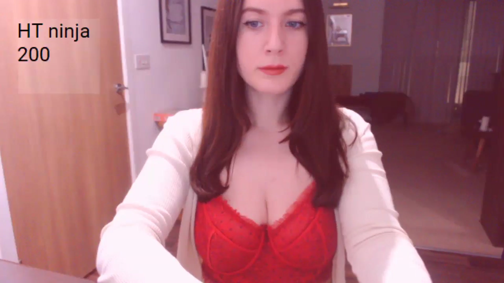 Gallery image thumbnail from AubreyPlza's myfreecams stream on, 02/03/2025, 21:32 image 7 of 20
