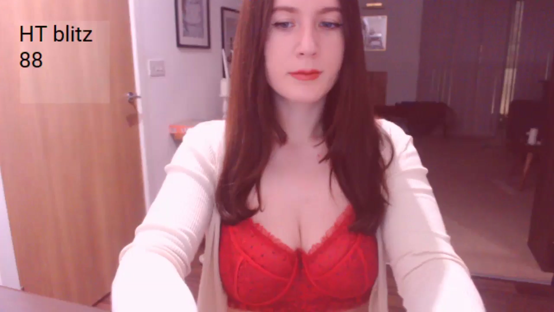Gallery image thumbnail from AubreyPlza's myfreecams stream on, 02/03/2025, 21:32 image 2 of 20