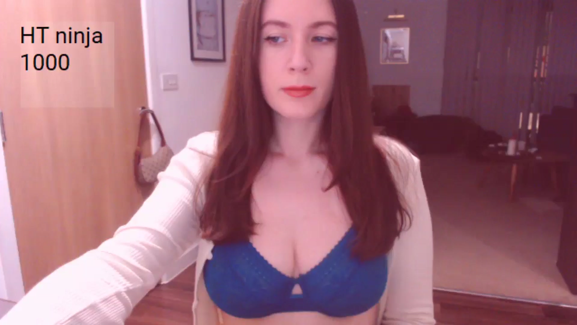 Gallery image thumbnail from AubreyPlza's myfreecams stream on, 02/06/2025, 21:34 image 1 of 20