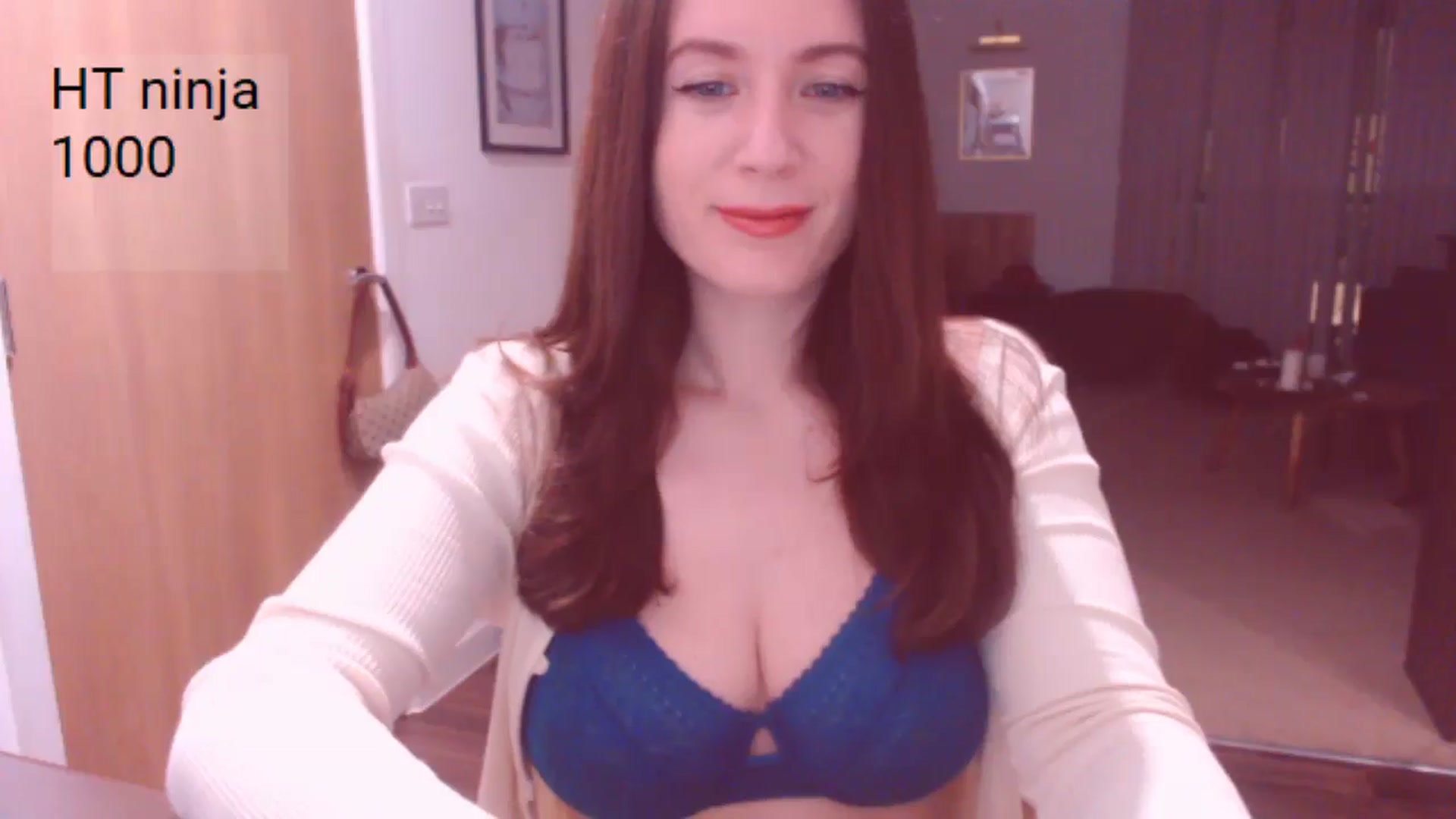 Gallery image thumbnail from AubreyPlza's myfreecams stream on, 02/06/2025, 21:34 image 8 of 20