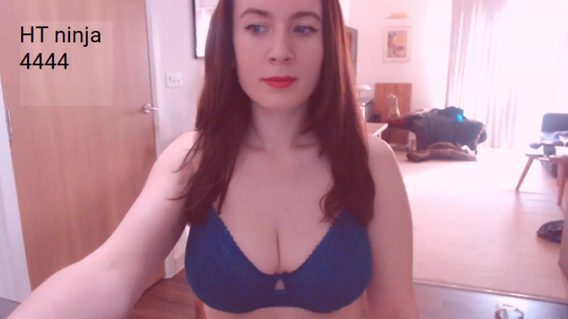 Gallery image thumbnail from AubreyPlza's myfreecams stream on, 02/17/2025, 08:33 image 2 of 20