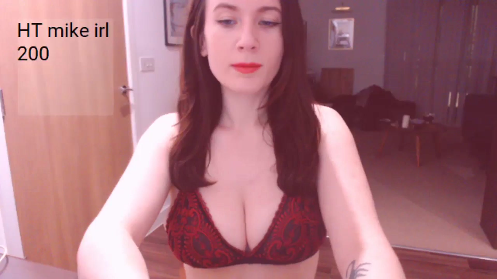 Gallery image thumbnail from AubreyPlza's myfreecams stream on, 02/20/2025, 21:02 image 9 of 20