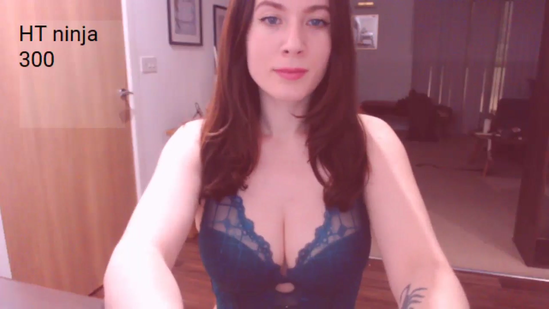 Gallery image thumbnail from AubreyPlza's myfreecams stream on, 02/24/2025, 21:54 image 2 of 20