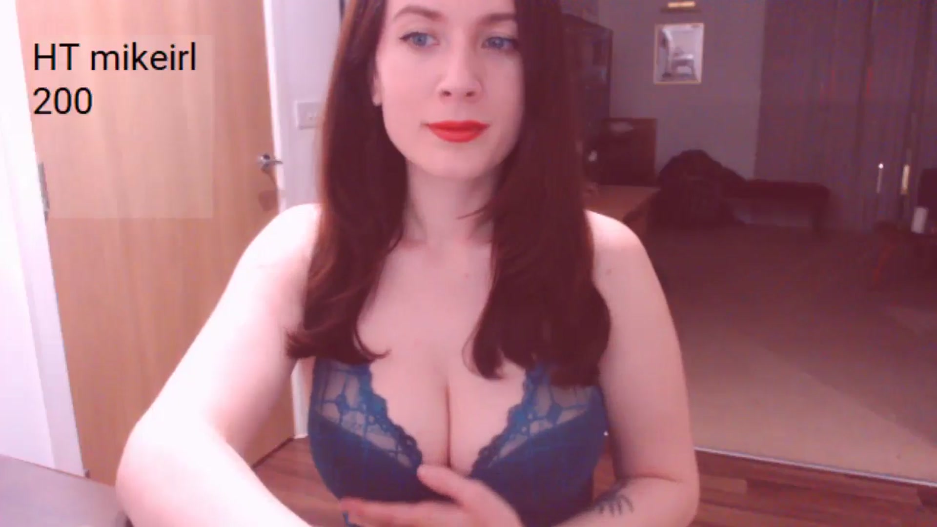 Gallery image thumbnail from AubreyPlza's myfreecams stream on, 03/10/2025, 20:47 image 2 of 20
