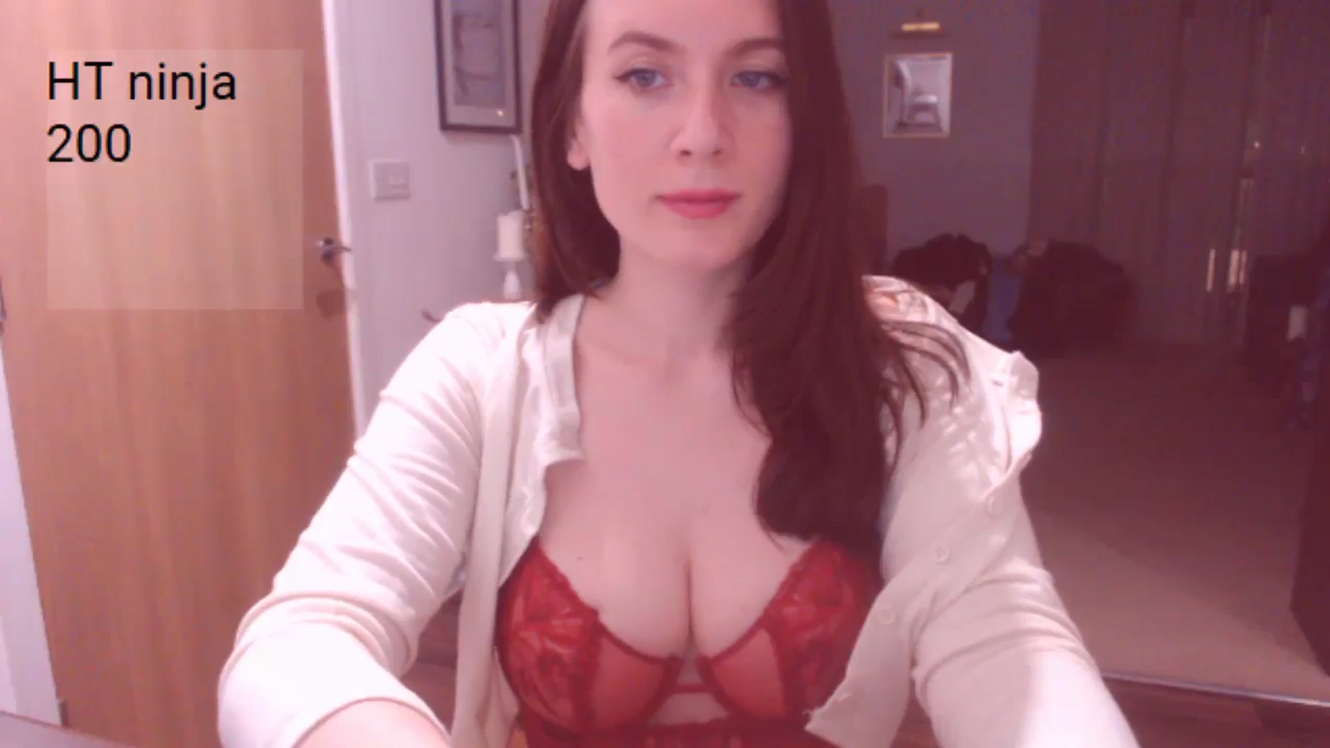 Gallery image thumbnail from AubreyPlza's myfreecams stream on, 03/17/2025, 21:53 image 12 of 20