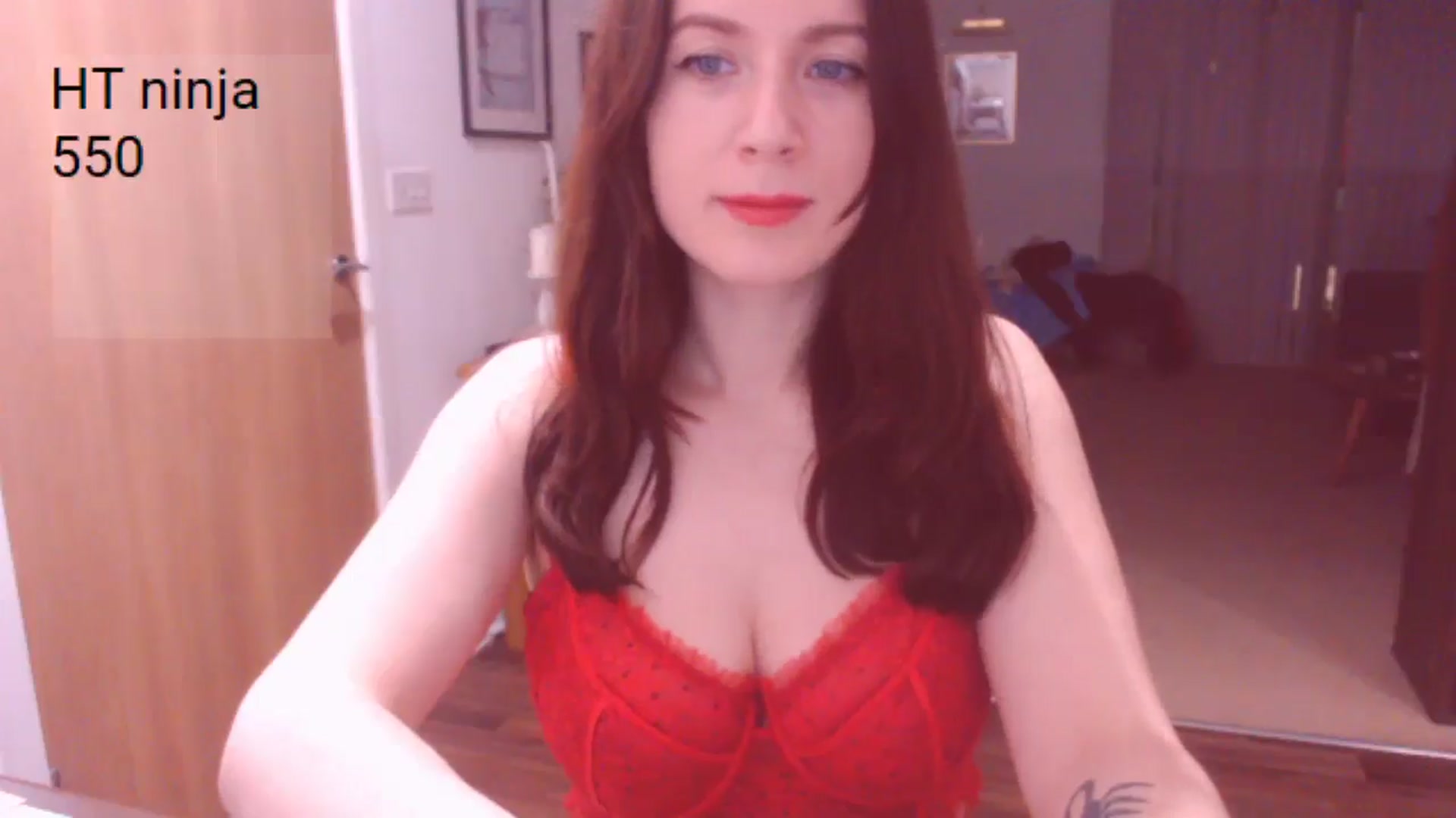 Gallery image thumbnail from AubreyPlza's myfreecams stream on, 03/23/2025, 22:24 image 12 of 20