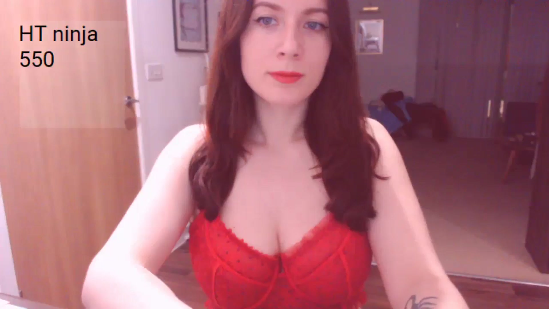 Gallery image thumbnail from AubreyPlza's myfreecams stream on, 03/23/2025, 22:24 image 7 of 20