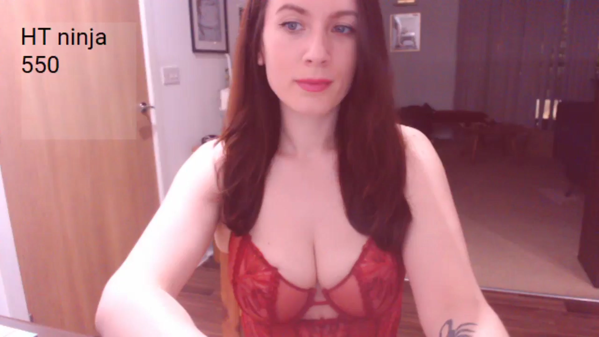 Gallery image thumbnail from AubreyPlza's myfreecams stream on, 04/03/2025, 19:56 image 7 of 20