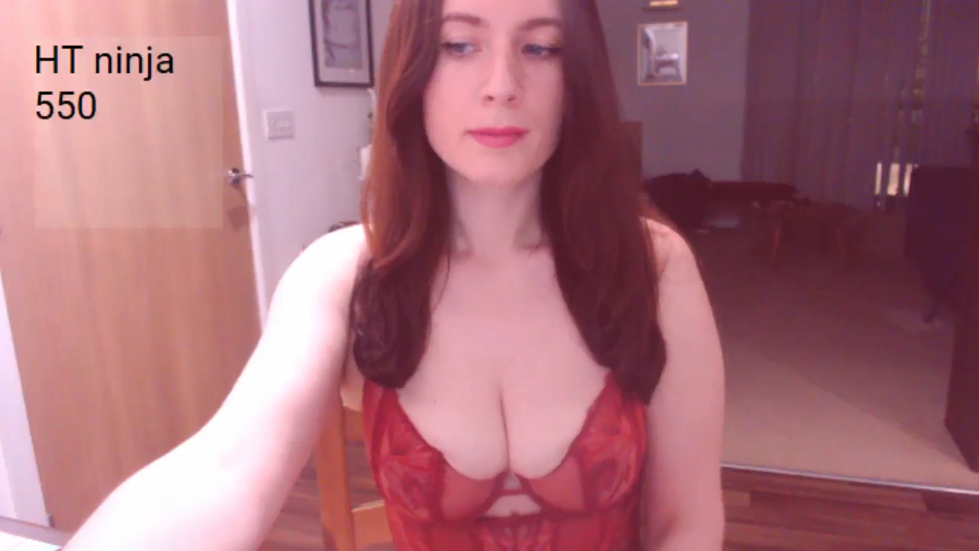 Gallery image thumbnail from AubreyPlza's myfreecams stream on, 04/03/2025, 21:34 image 7 of 20