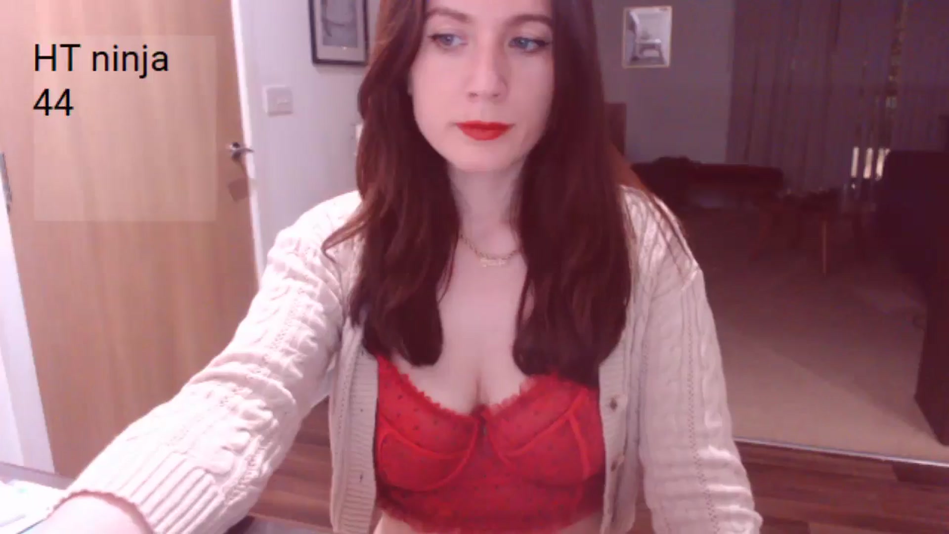 Gallery image thumbnail from AubreyPlza's myfreecams stream on, 04/05/2025, 21:08 image 11 of 20