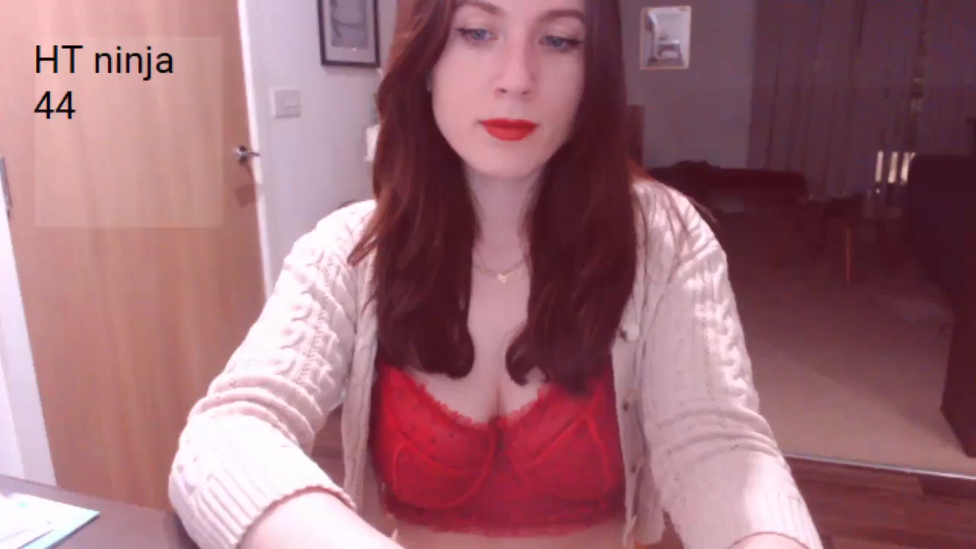 Gallery image thumbnail from AubreyPlza's myfreecams stream on, 04/05/2025, 21:08 image 16 of 20