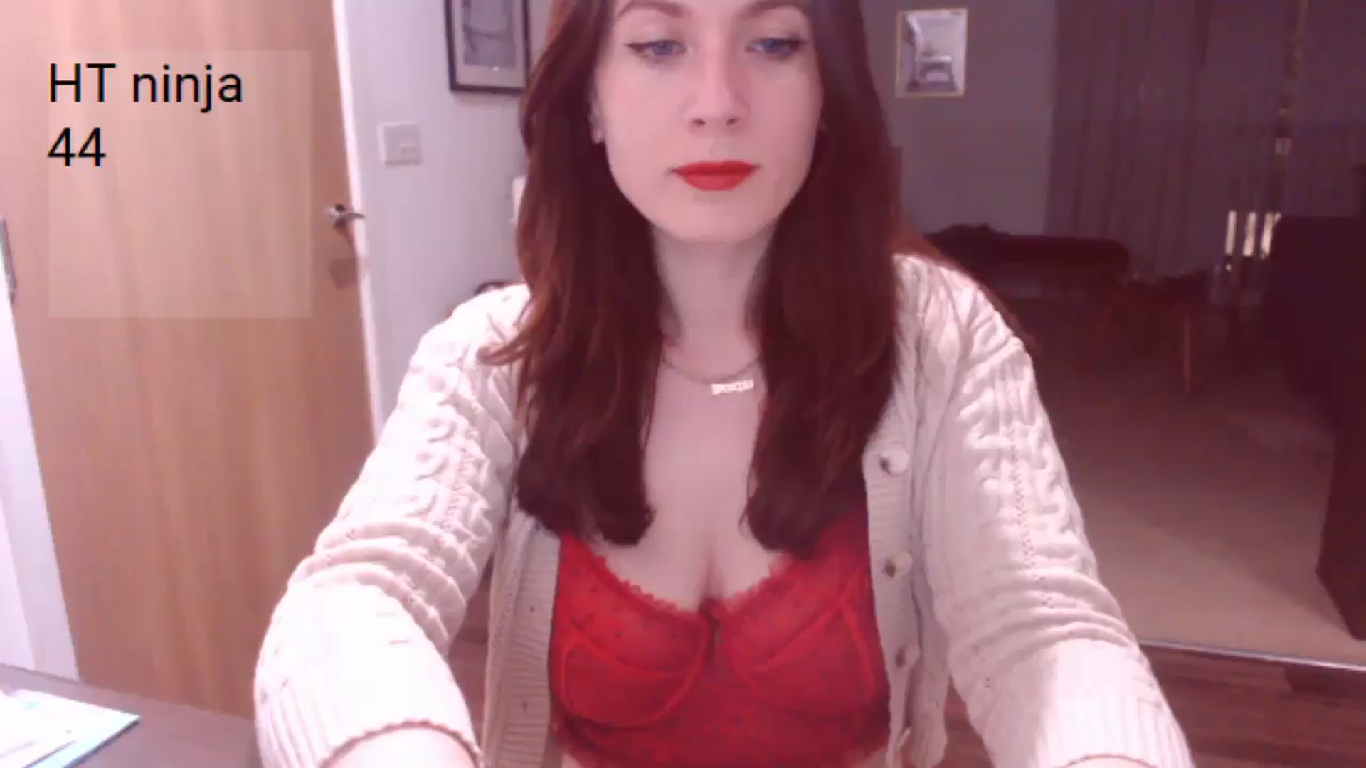 Gallery image thumbnail from AubreyPlza's myfreecams stream on, 04/05/2025, 21:08 image 4 of 20