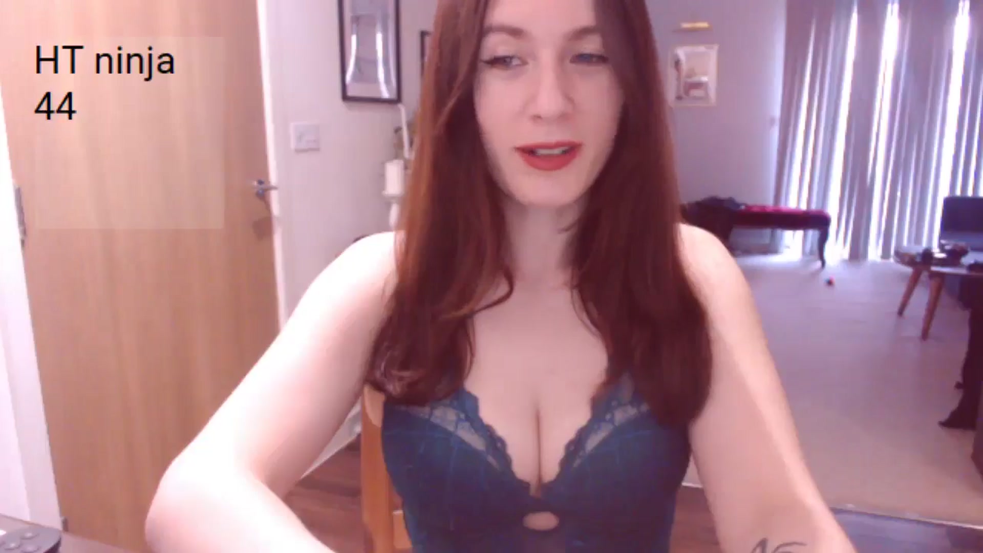 Gallery image thumbnail from AubreyPlza's myfreecams stream on, 04/06/2025, 18:40 image 5 of 20