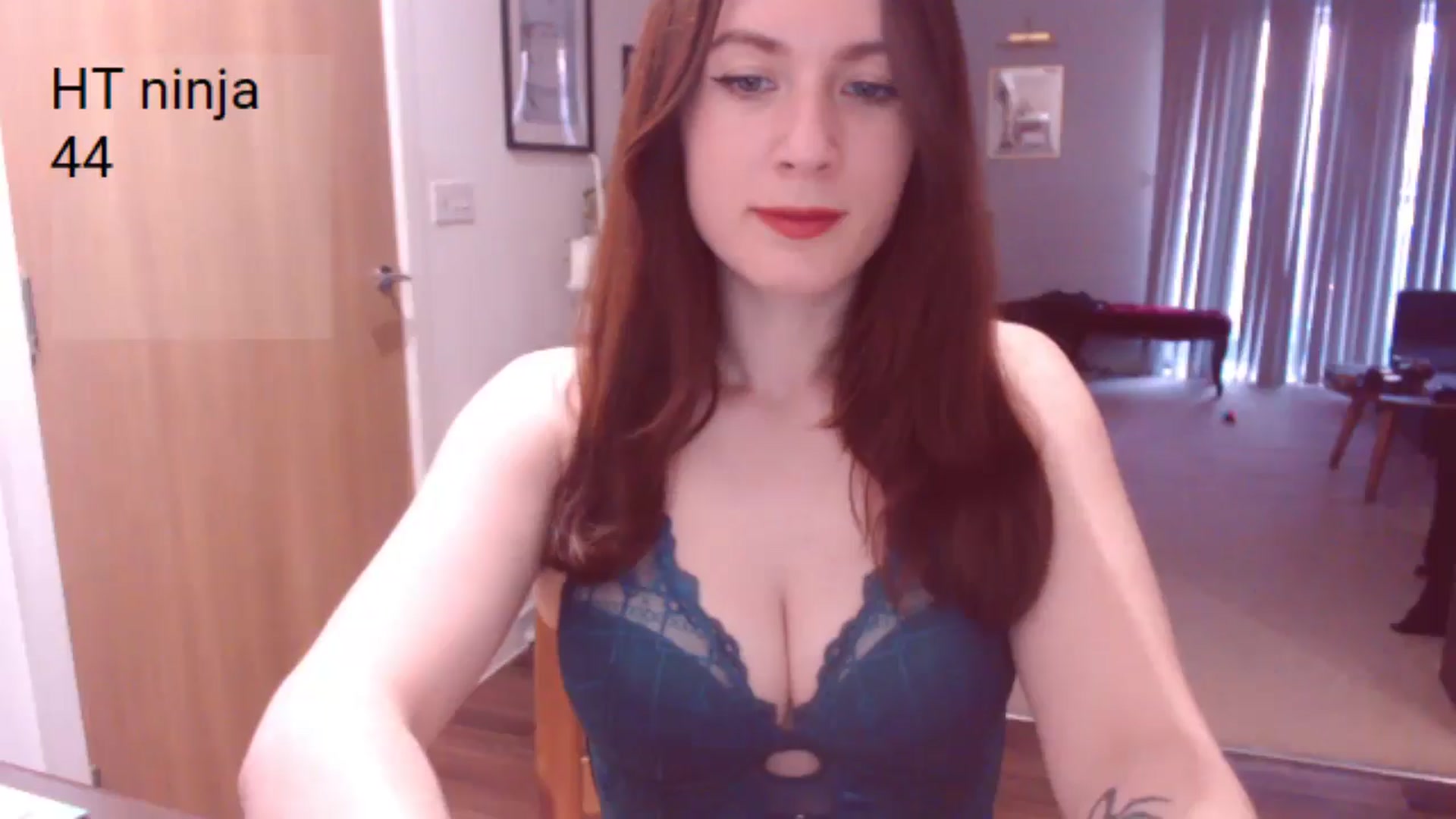 Gallery image thumbnail from AubreyPlza's myfreecams stream on, 04/06/2025, 18:40 image 18 of 20