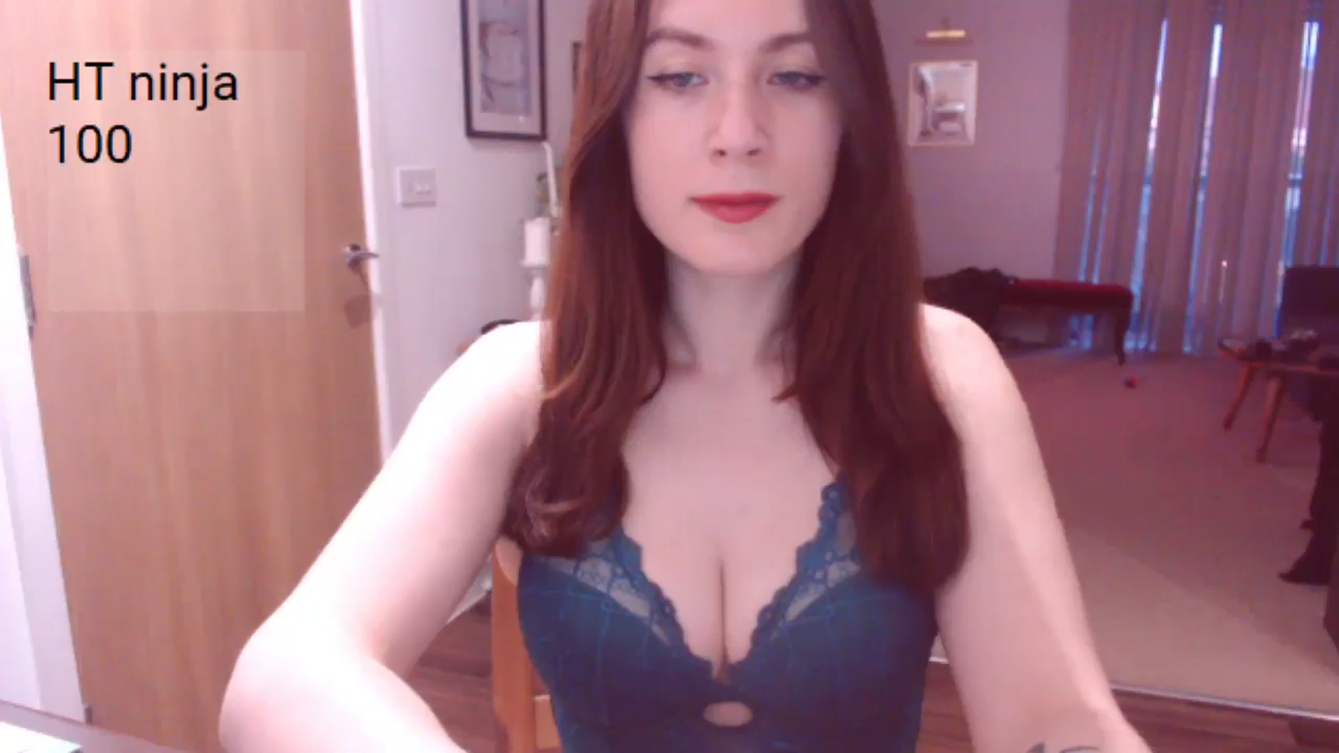 Gallery image thumbnail from AubreyPlza's myfreecams stream on, 04/06/2025, 19:01 image 15 of 20