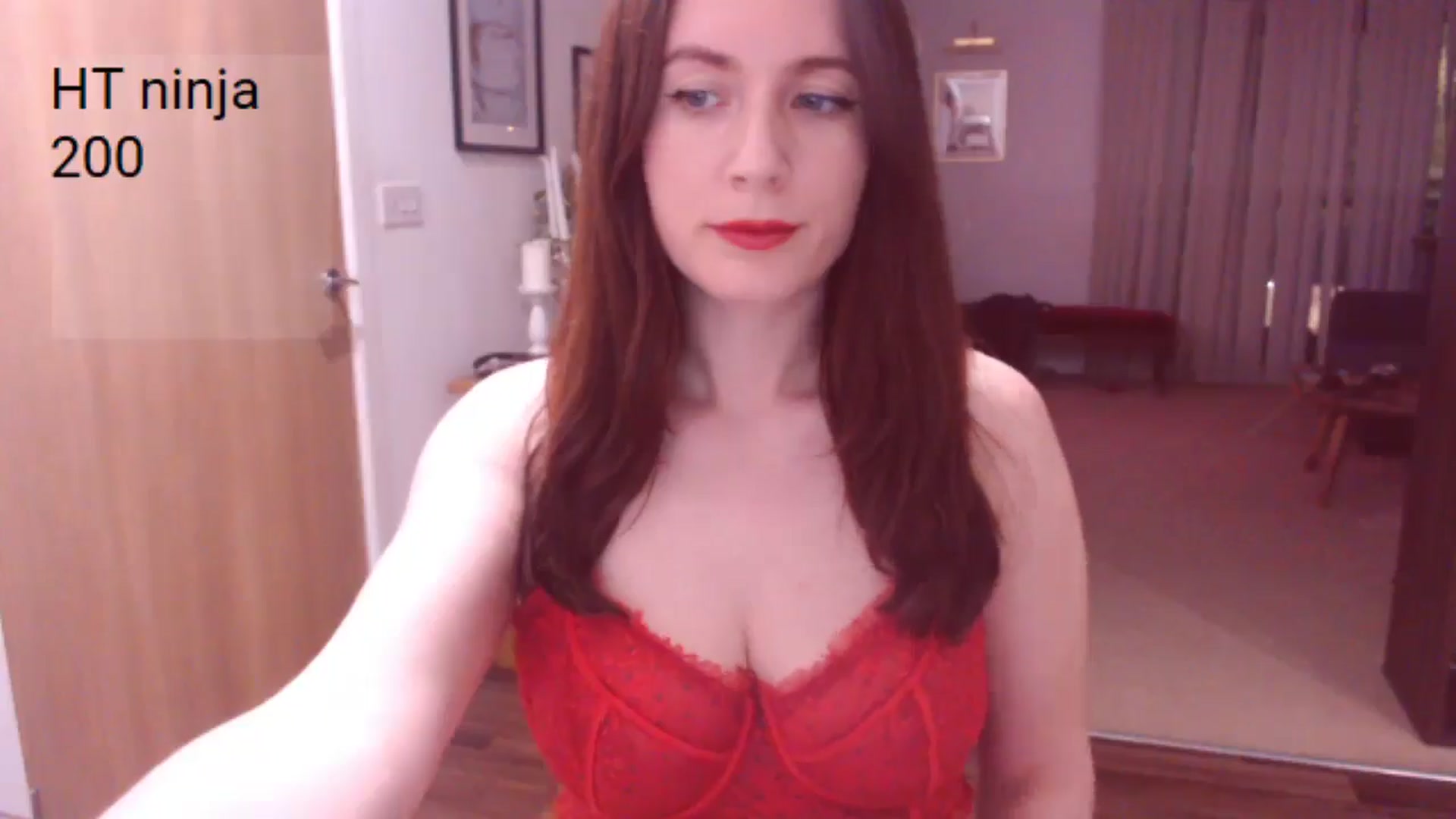 Gallery image thumbnail from AubreyPlza's myfreecams stream on, 04/07/2025, 21:13 image 15 of 20