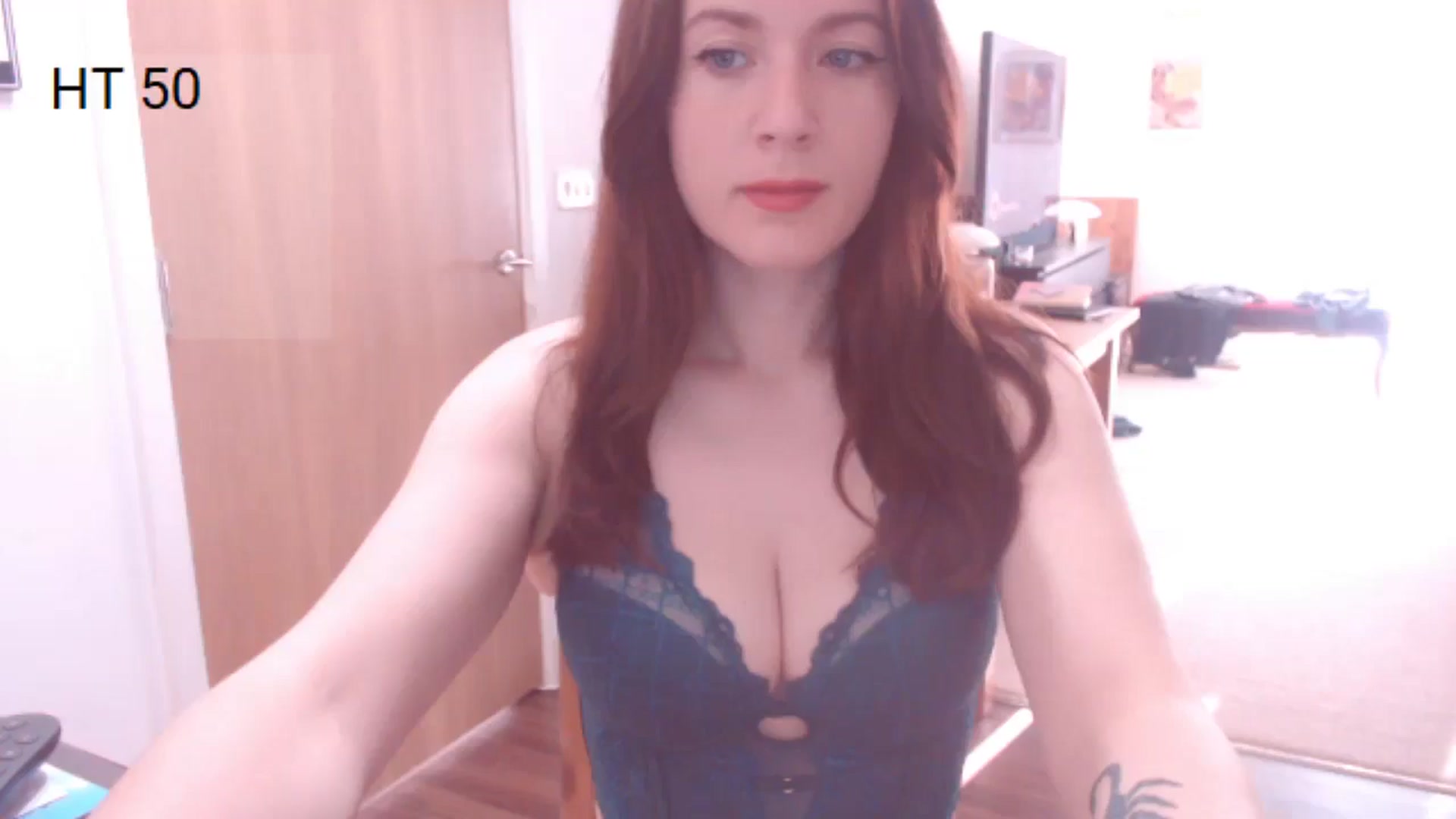 Gallery image thumbnail from AubreyPlza's myfreecams stream on, 04/11/2025, 07:38 image 3 of 20