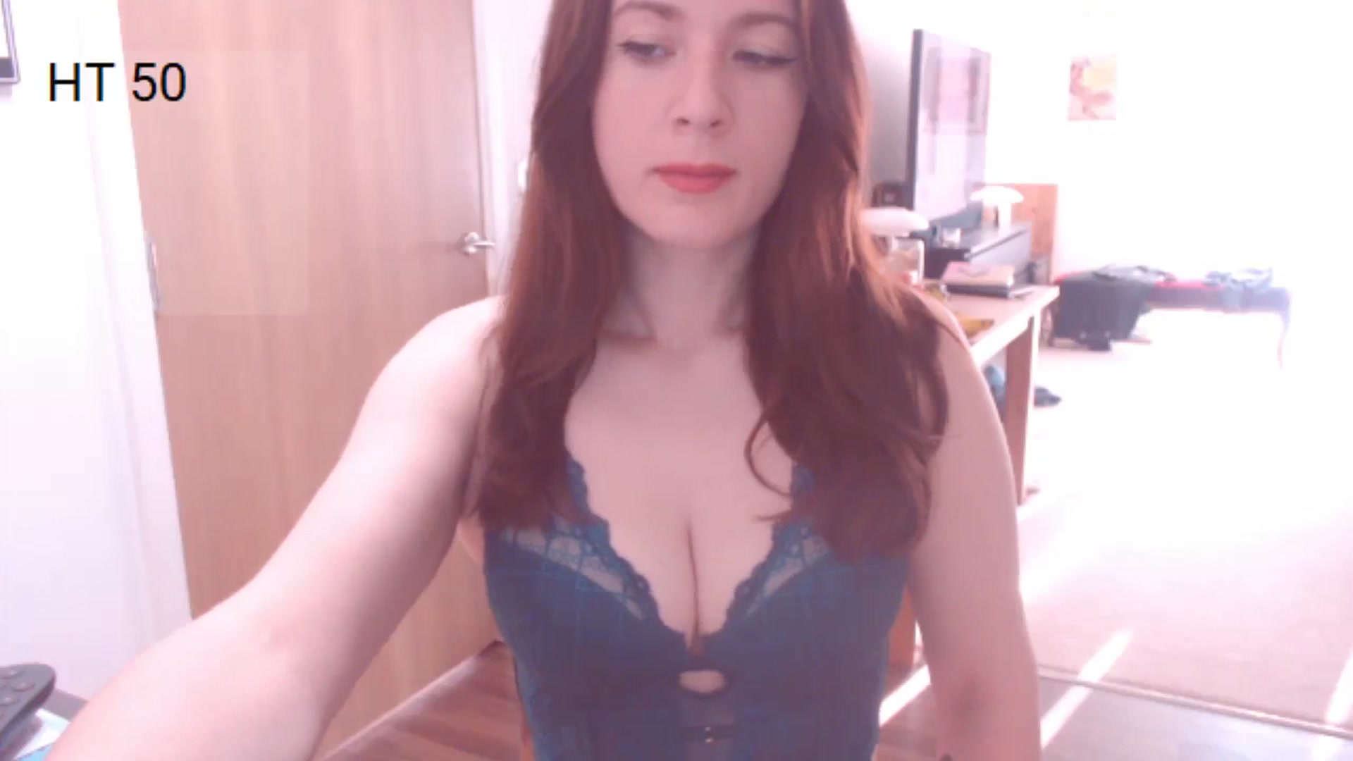 Gallery image thumbnail from AubreyPlza's myfreecams stream on, 04/11/2025, 07:38 image 4 of 20