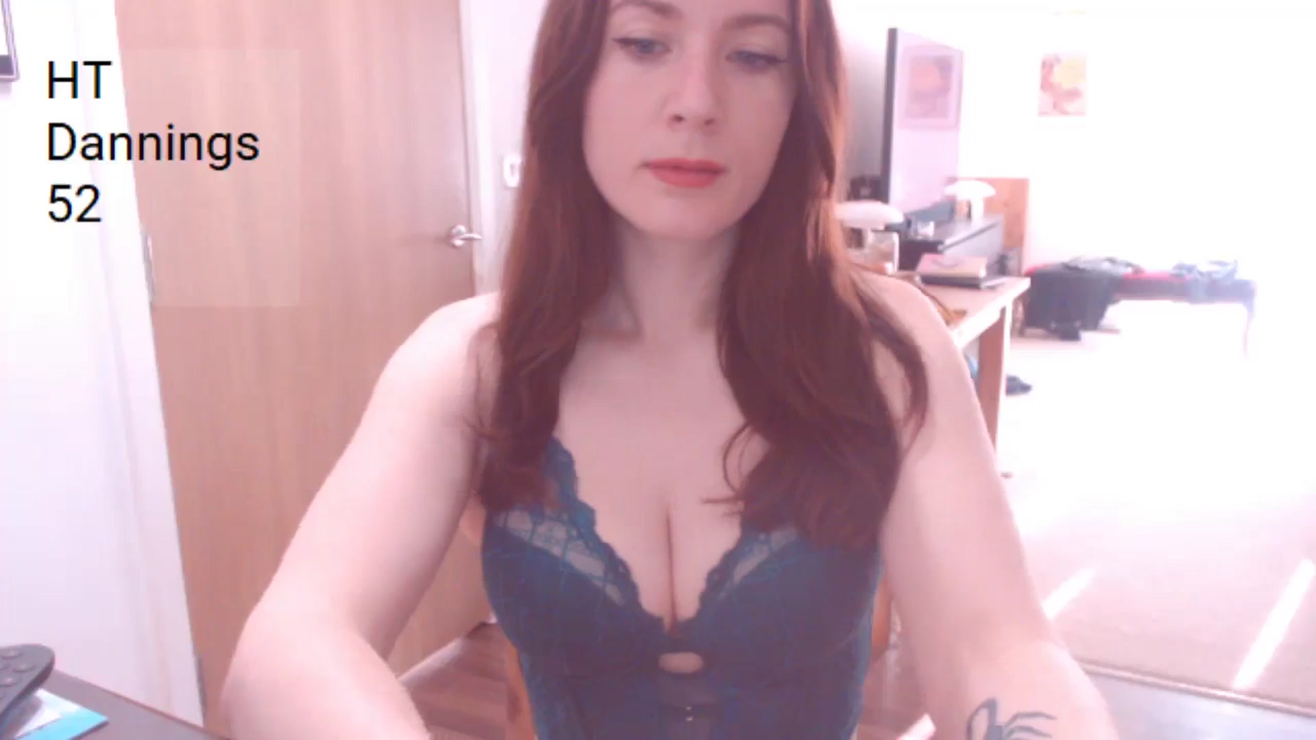 Gallery image thumbnail from AubreyPlza's myfreecams stream on, 04/11/2025, 07:38 image 8 of 20