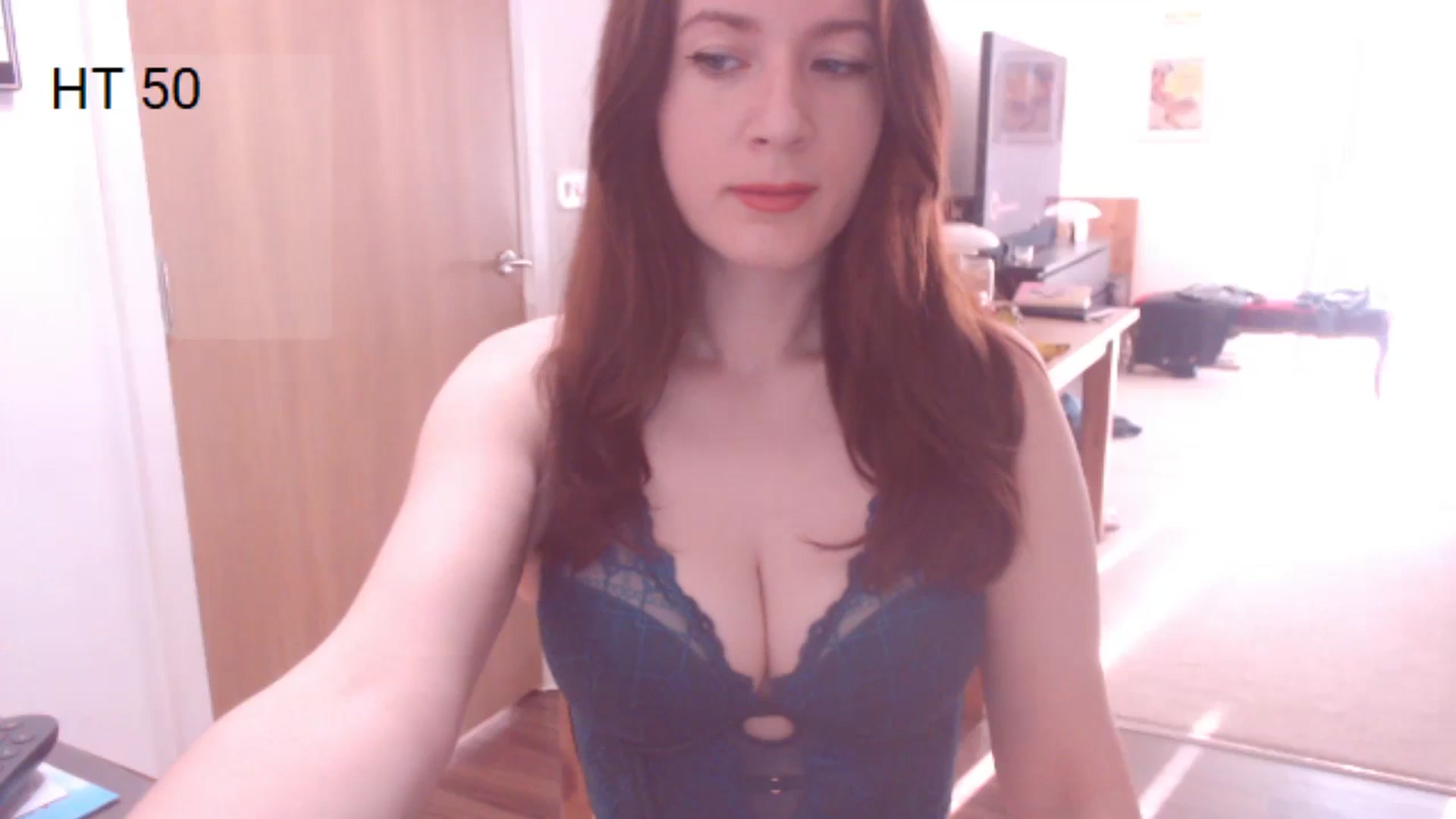 Gallery image thumbnail from AubreyPlza's myfreecams stream on, 04/11/2025, 07:38 image 2 of 20