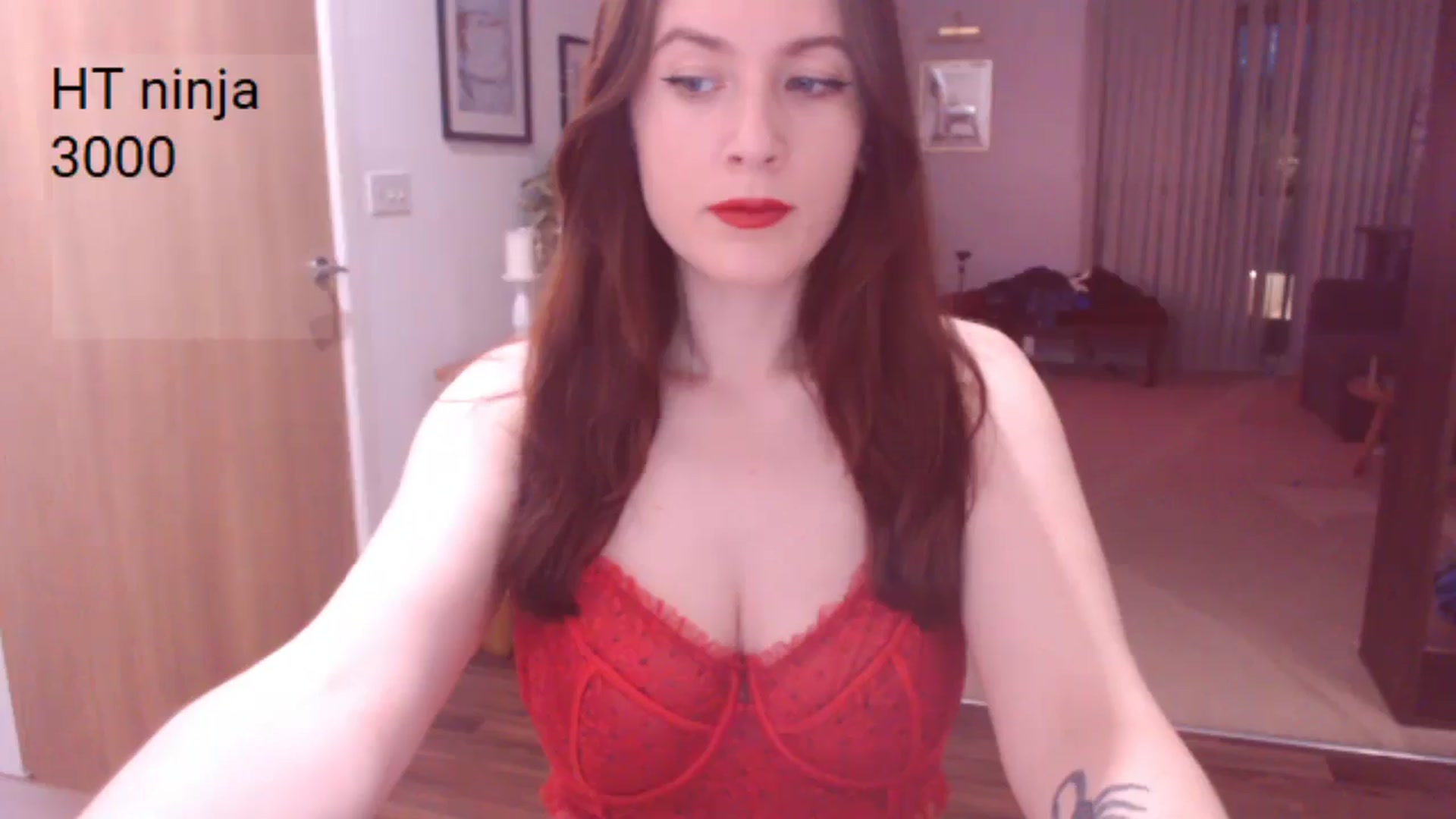 Gallery image thumbnail from AubreyPlza's myfreecams stream on, 05/18/2025, 20:58 image 3 of 20