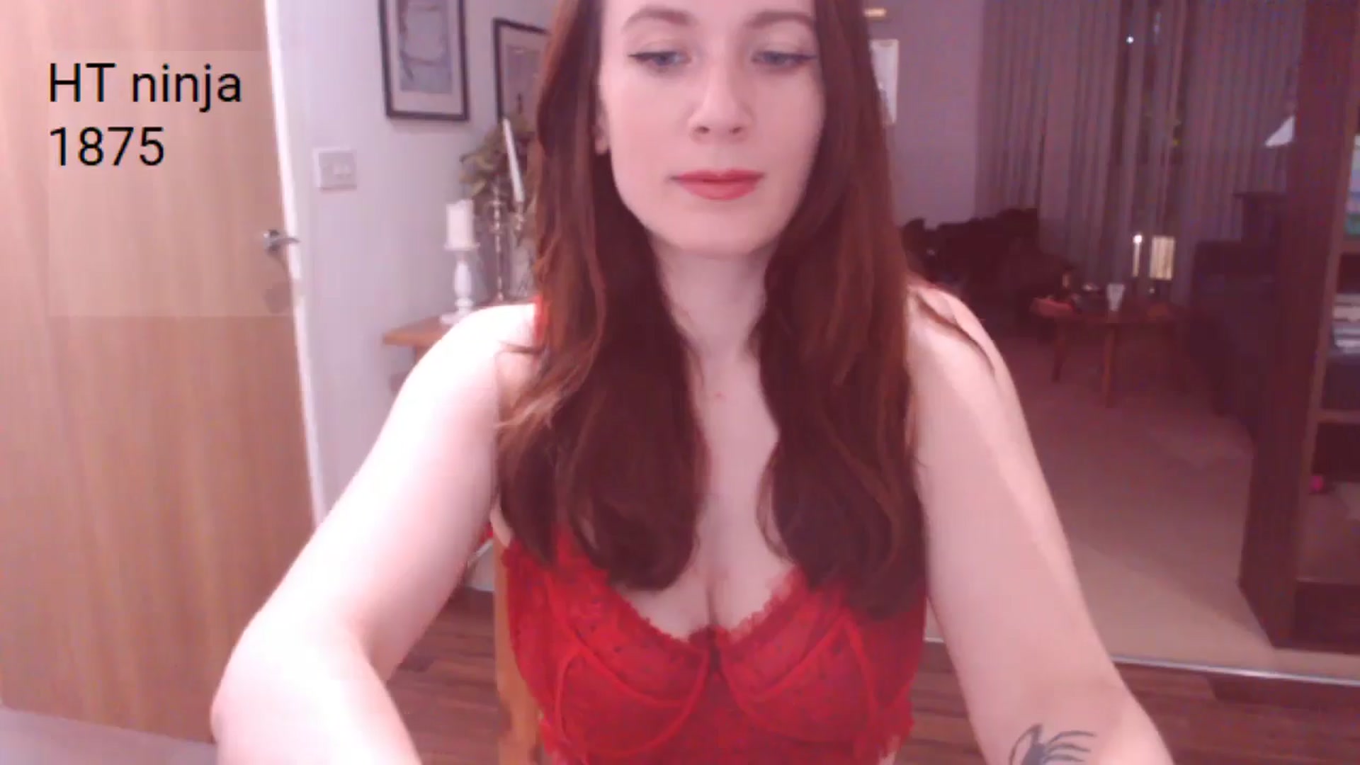 Gallery image thumbnail from AubreyPlza's myfreecams stream on, 05/30/2025, 22:09 image 10 of 20