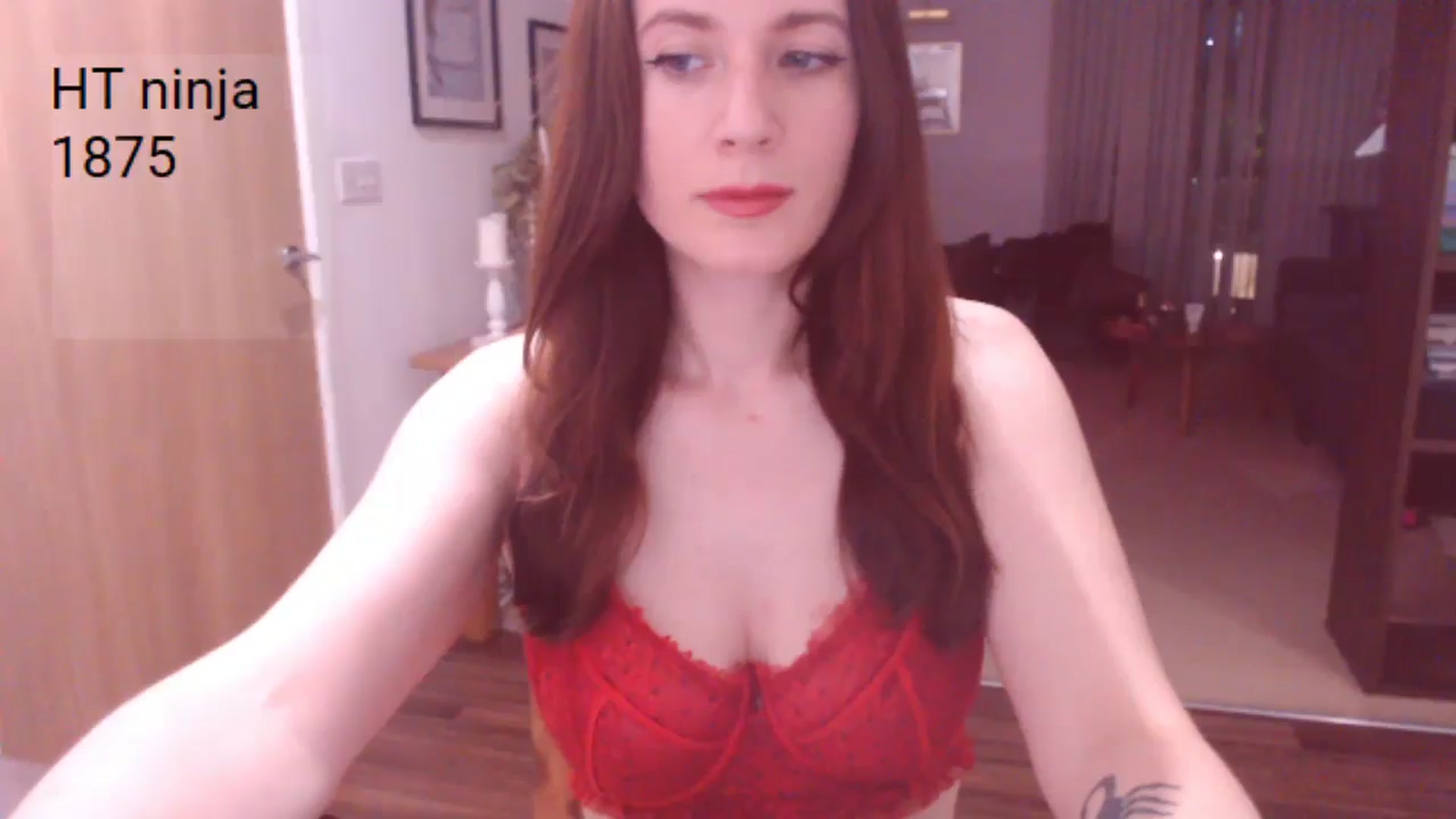 Gallery image thumbnail from AubreyPlza's myfreecams stream on, 05/30/2025, 22:09 image 6 of 20