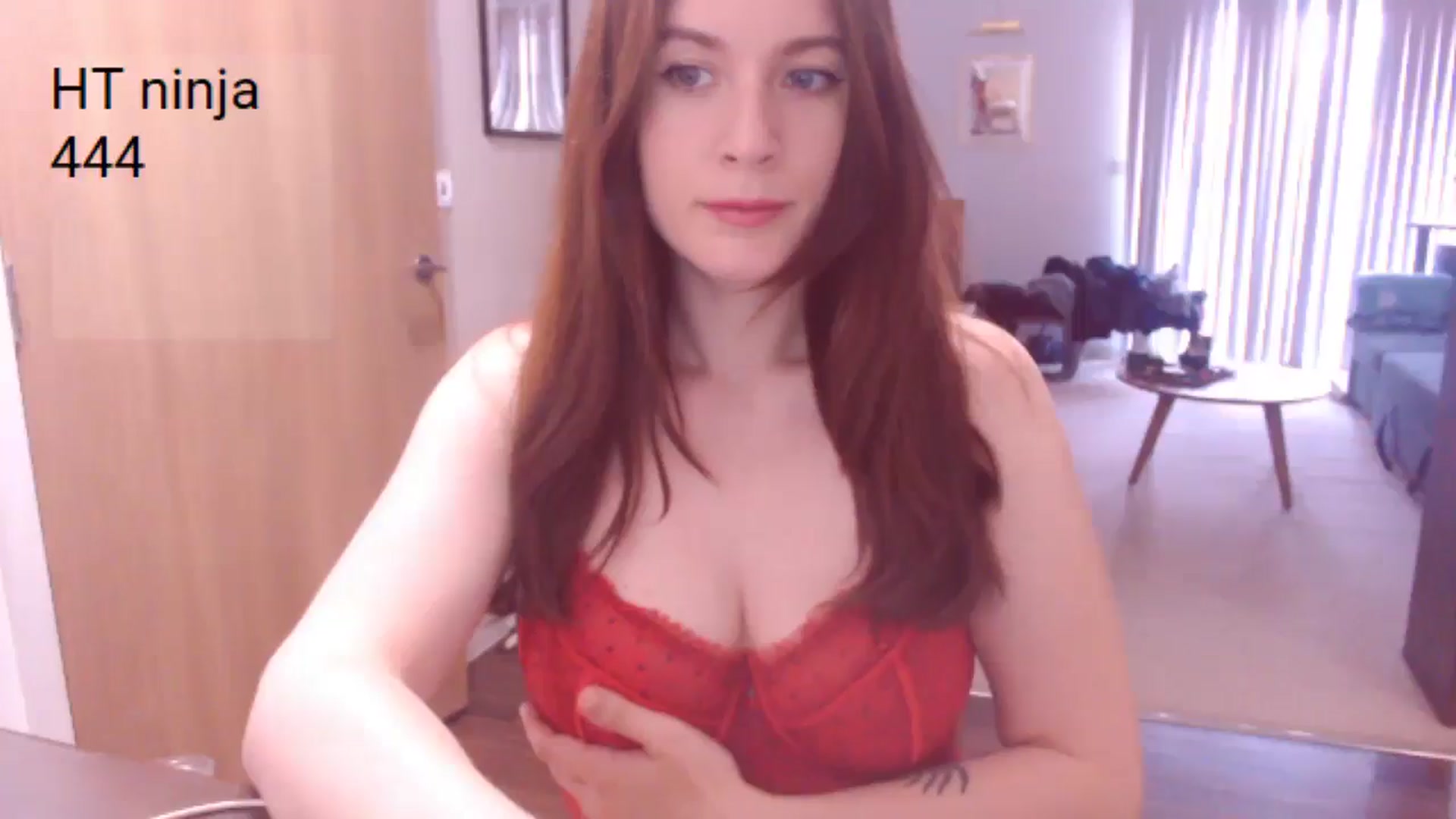 Gallery image thumbnail from AubreyPlza's myfreecams stream on, 06/08/2025, 20:28 image 2 of 20