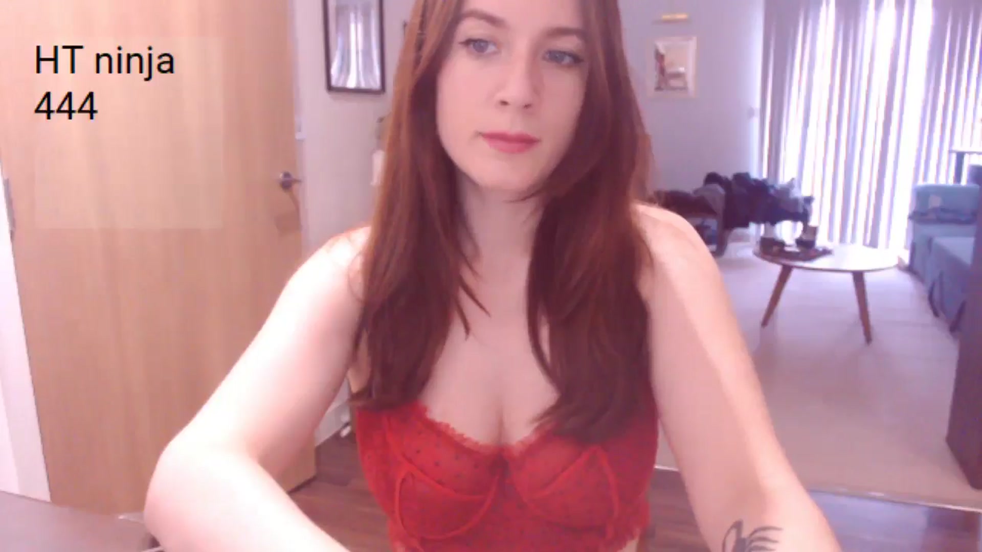 Gallery image thumbnail from AubreyPlza's myfreecams stream on, 06/08/2025, 20:28 image 4 of 20
