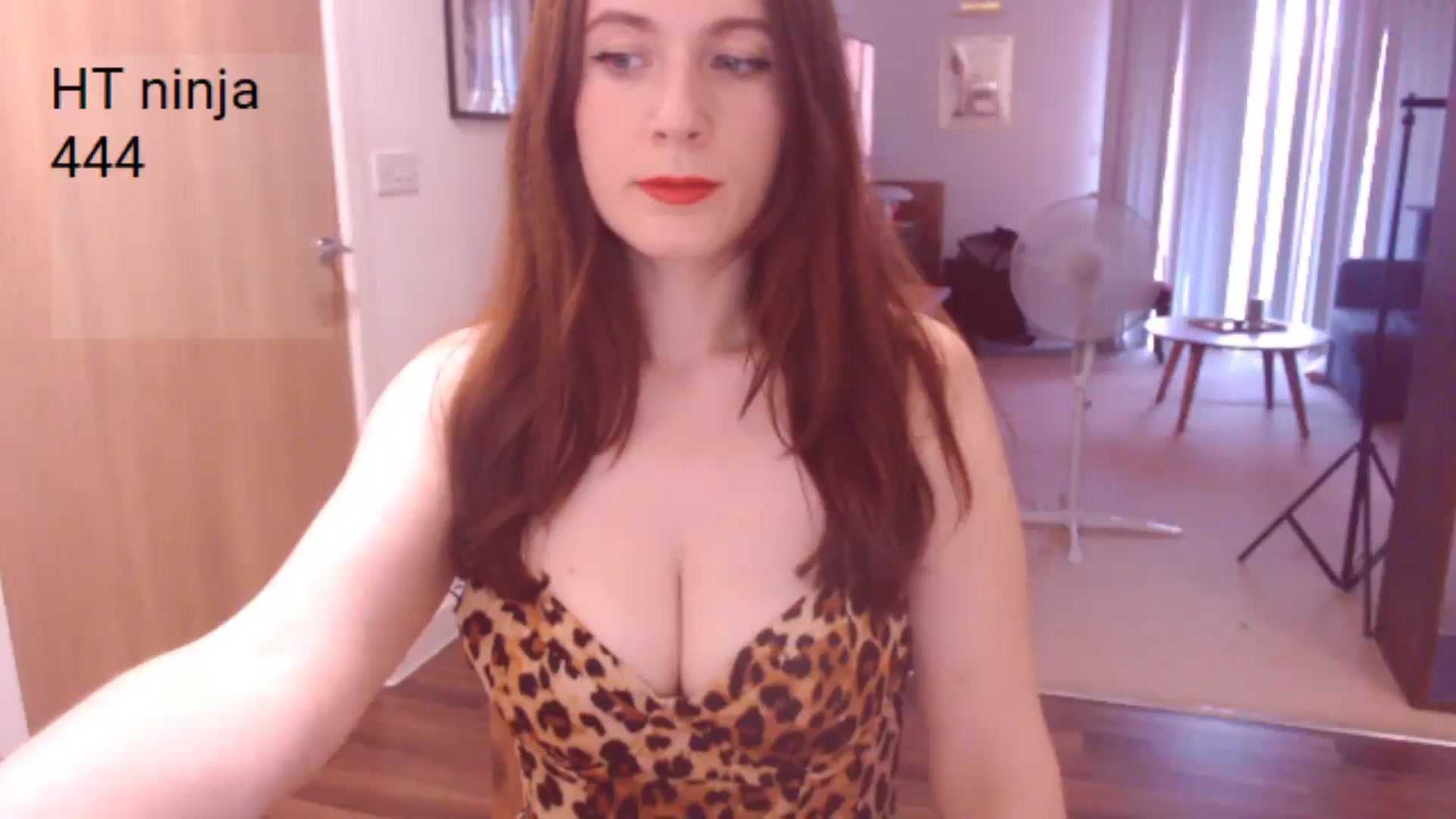 Gallery image thumbnail from AubreyPlza's myfreecams stream on, 06/15/2025, 20:19 image 13 of 20