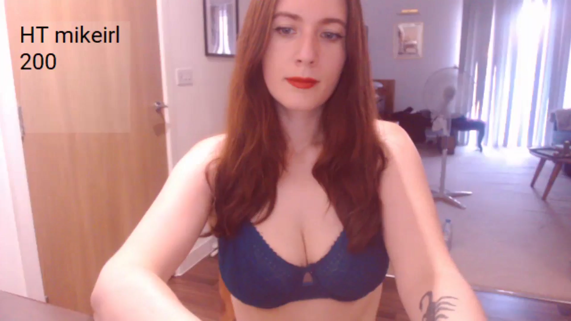 Gallery image thumbnail from AubreyPlza's myfreecams stream on, 06/22/2025, 19:20 image 19 of 20