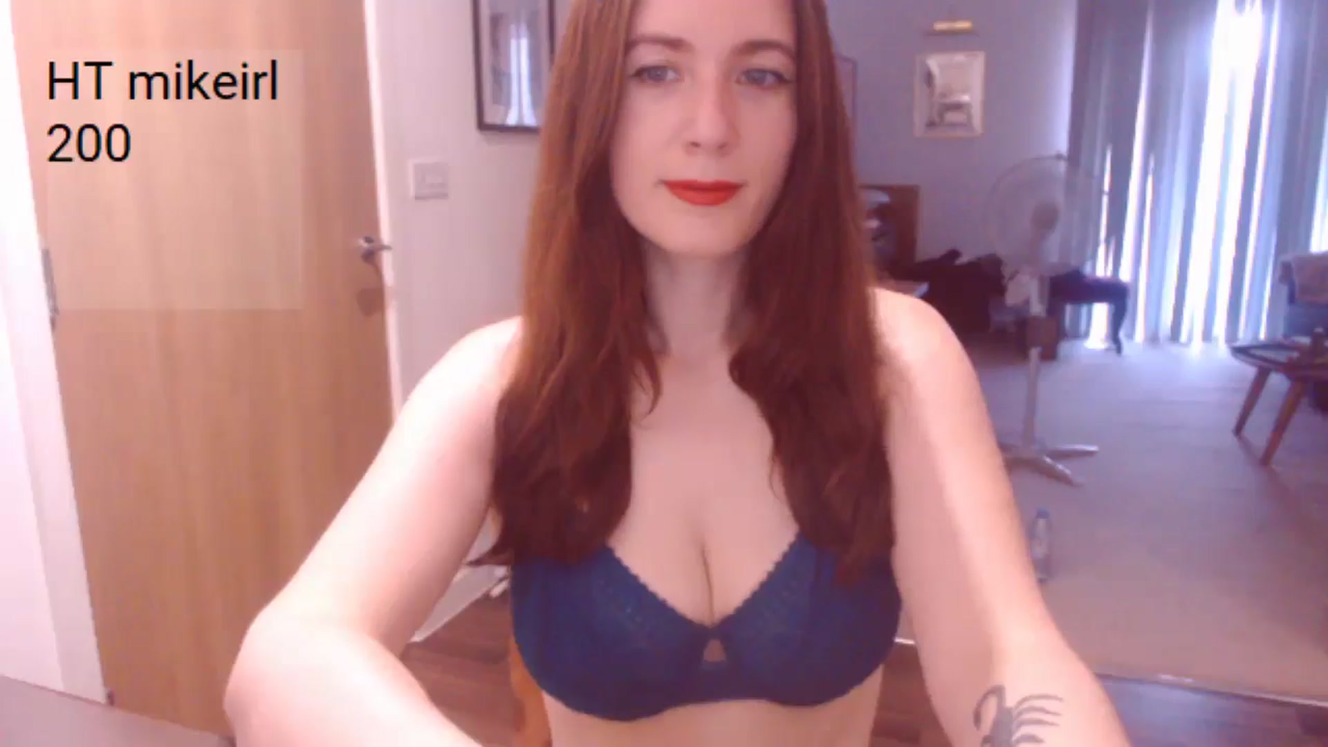 Gallery image thumbnail from AubreyPlza's myfreecams stream on, 06/22/2025, 20:22 image 3 of 20