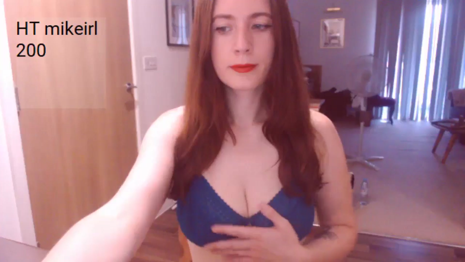 Gallery image thumbnail from AubreyPlza's myfreecams stream on, 06/22/2025, 20:22 image 11 of 20