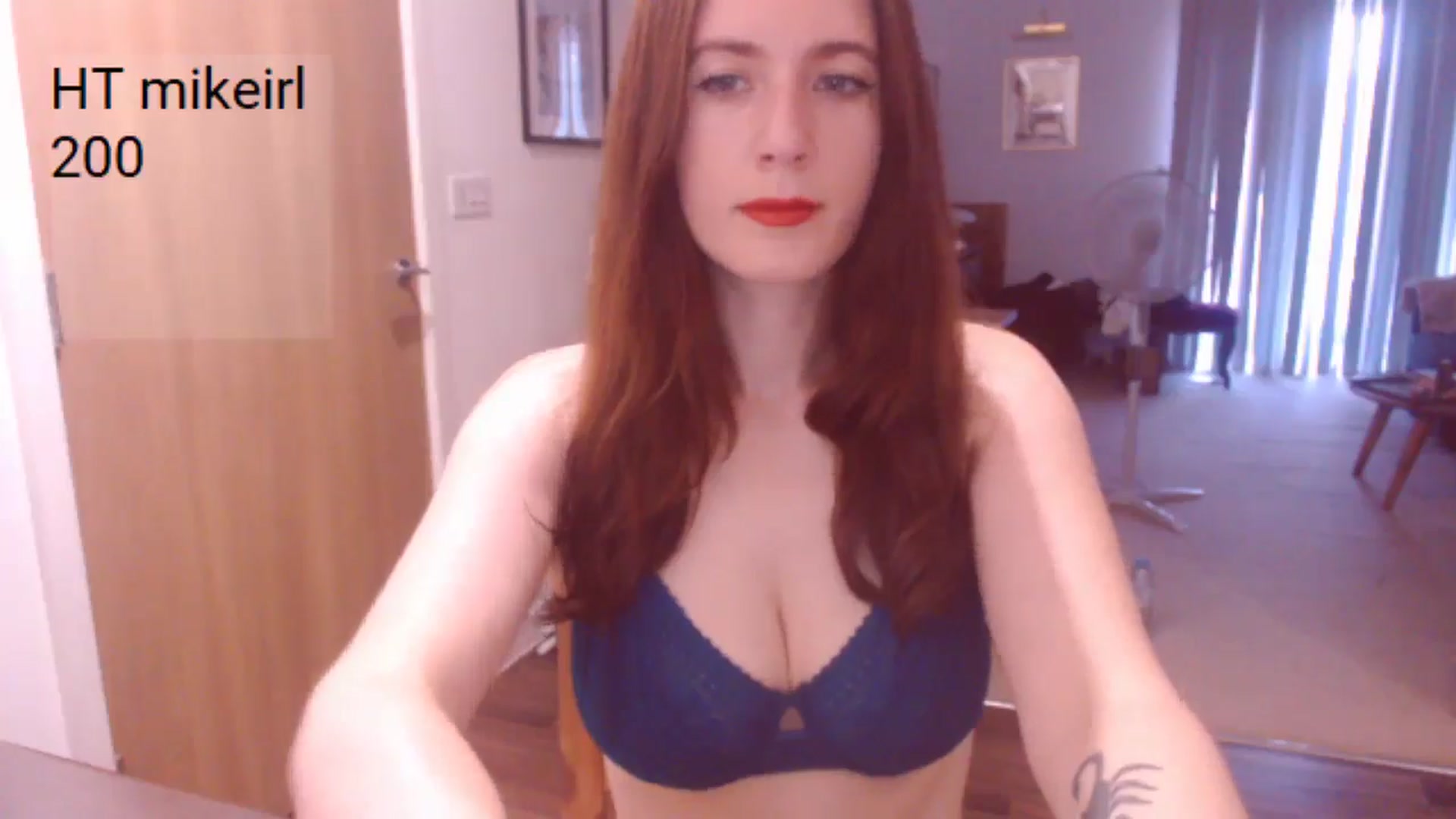 Gallery image thumbnail from AubreyPlza's myfreecams stream on, 06/22/2025, 20:22 image 8 of 20