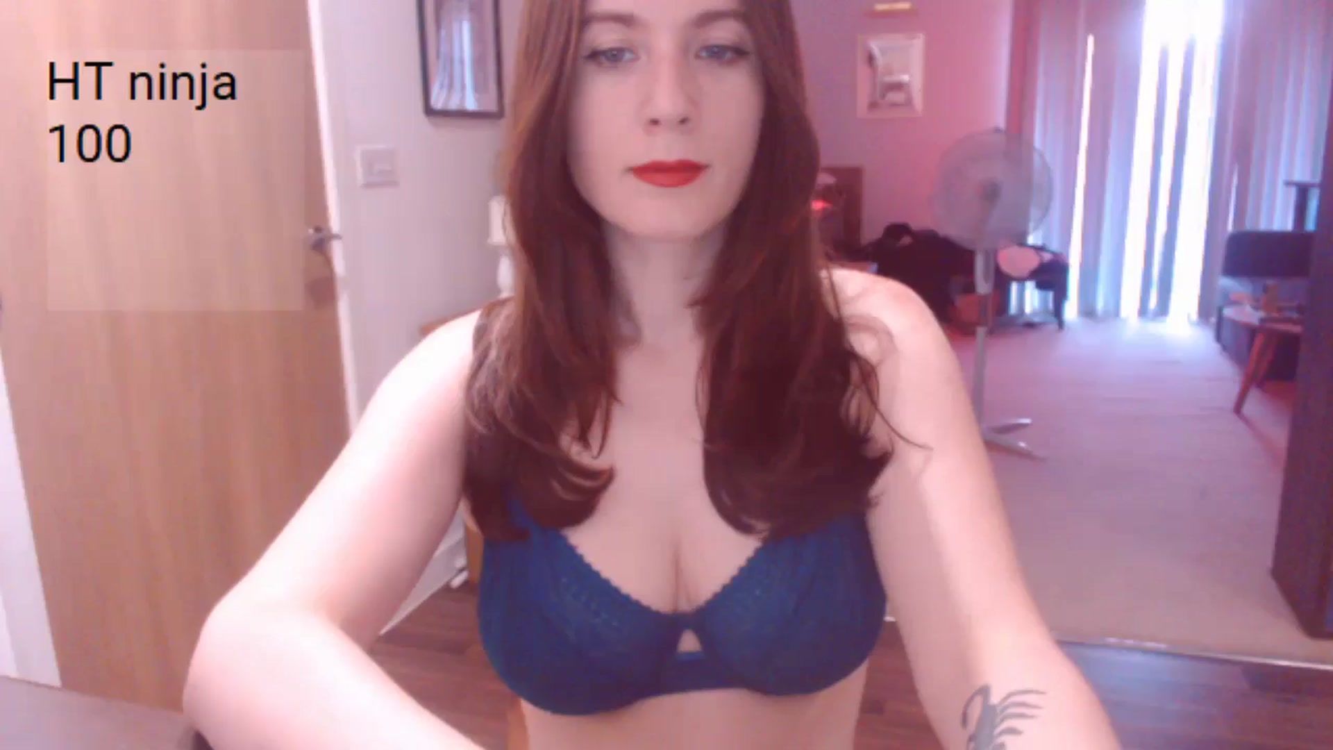 Gallery image thumbnail from AubreyPlza's myfreecams stream on, 06/23/2025, 20:38 image 7 of 20