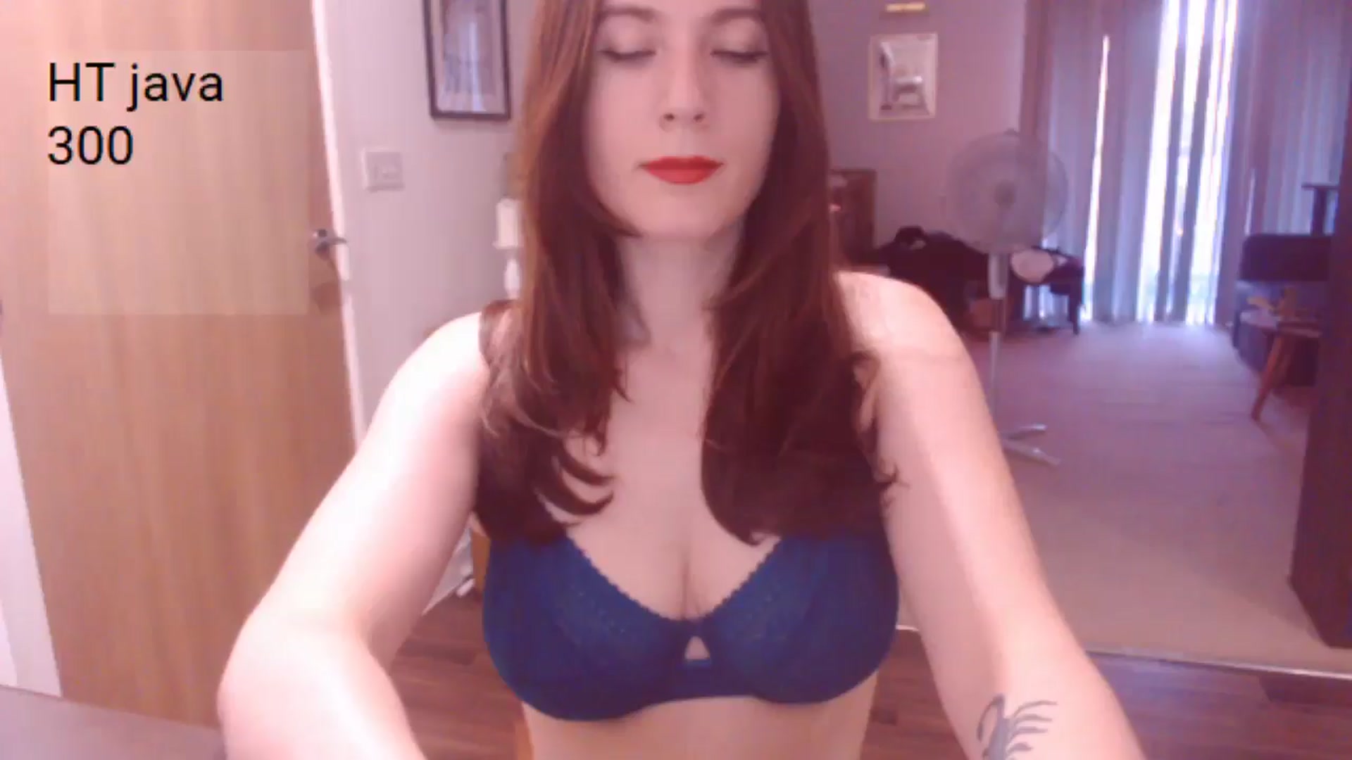 Gallery image thumbnail from AubreyPlza's myfreecams stream on, 06/23/2025, 20:38 image 12 of 20