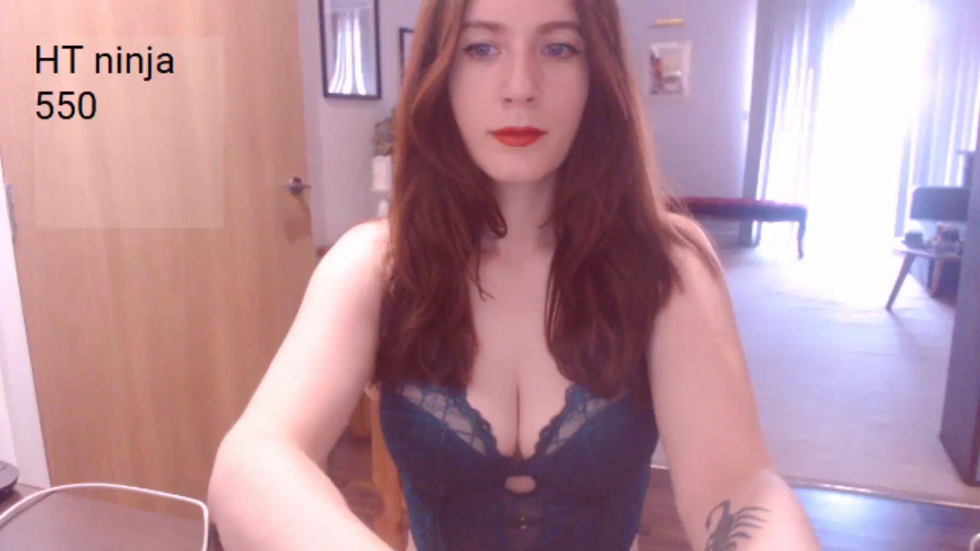 Gallery image thumbnail from AubreyPlza's myfreecams stream on, 06/29/2025, 18:51 image 10 of 20