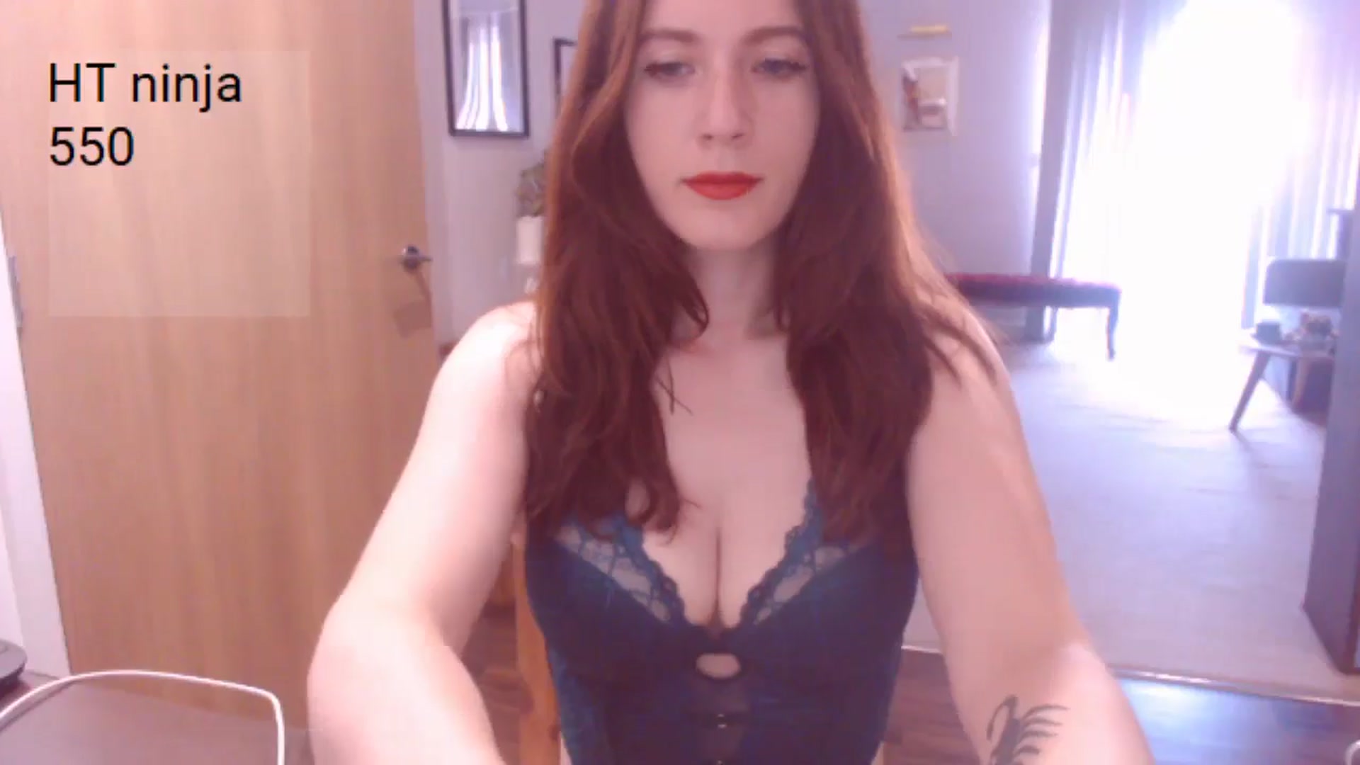 Gallery image thumbnail from AubreyPlza's myfreecams stream on, 06/29/2025, 18:51 image 6 of 20