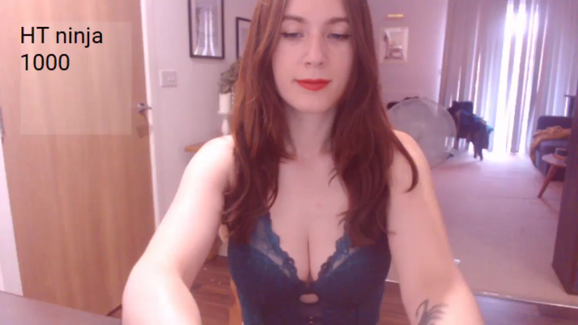 Gallery image thumbnail from AubreyPlza's myfreecams stream on, 07/08/2025, 21:08 image 1 of 20