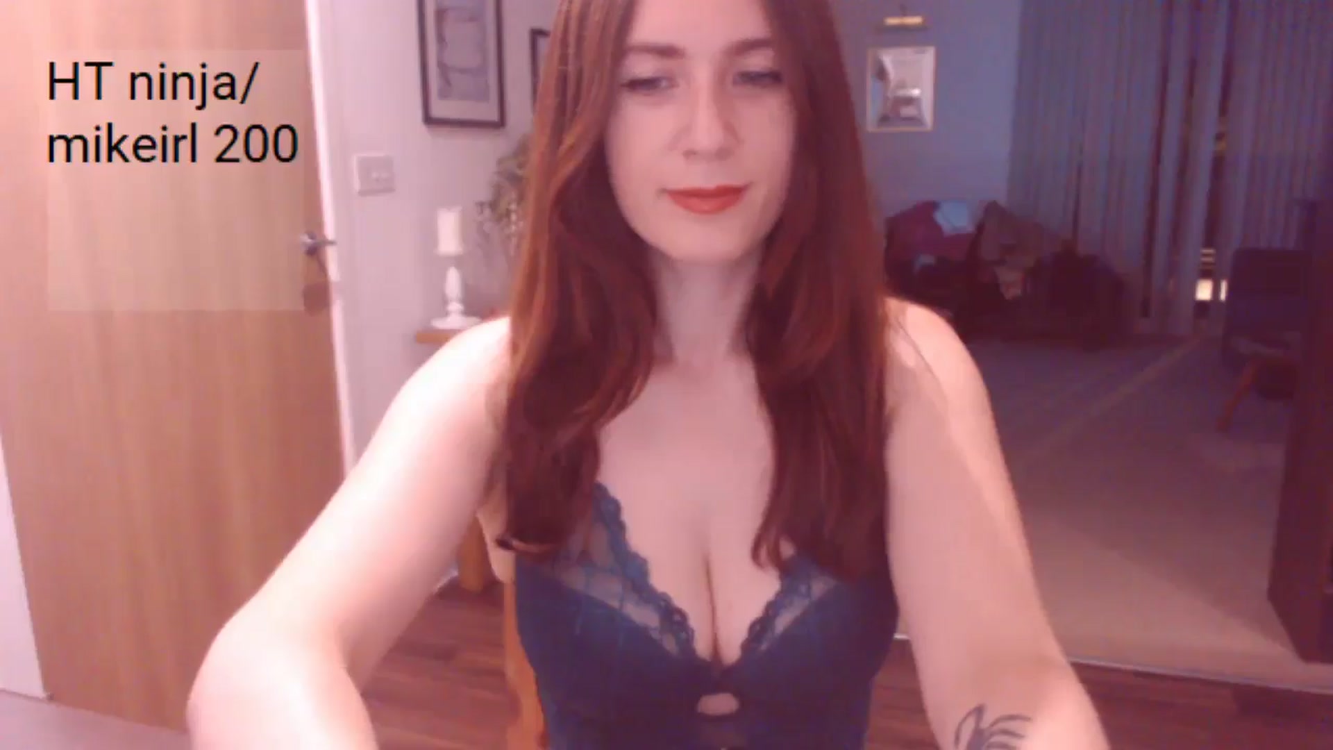 Gallery image thumbnail from AubreyPlza's myfreecams stream on, 07/15/2025, 21:02 image 17 of 20