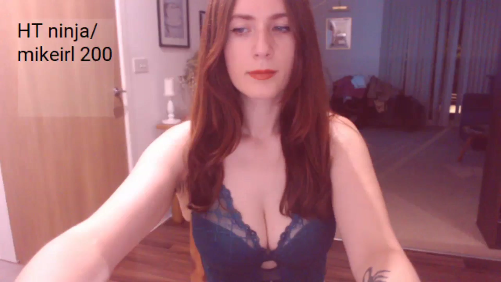 Gallery image thumbnail from AubreyPlza's myfreecams stream on, 07/15/2025, 21:02 image 18 of 20