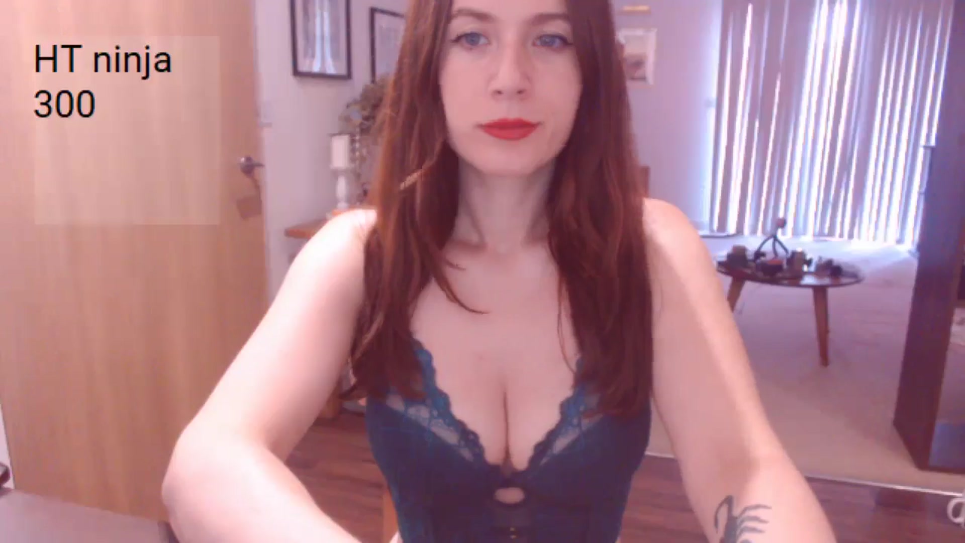 Gallery image thumbnail from AubreyPlza's myfreecams stream on, 08/01/2025, 19:09 image 2 of 20