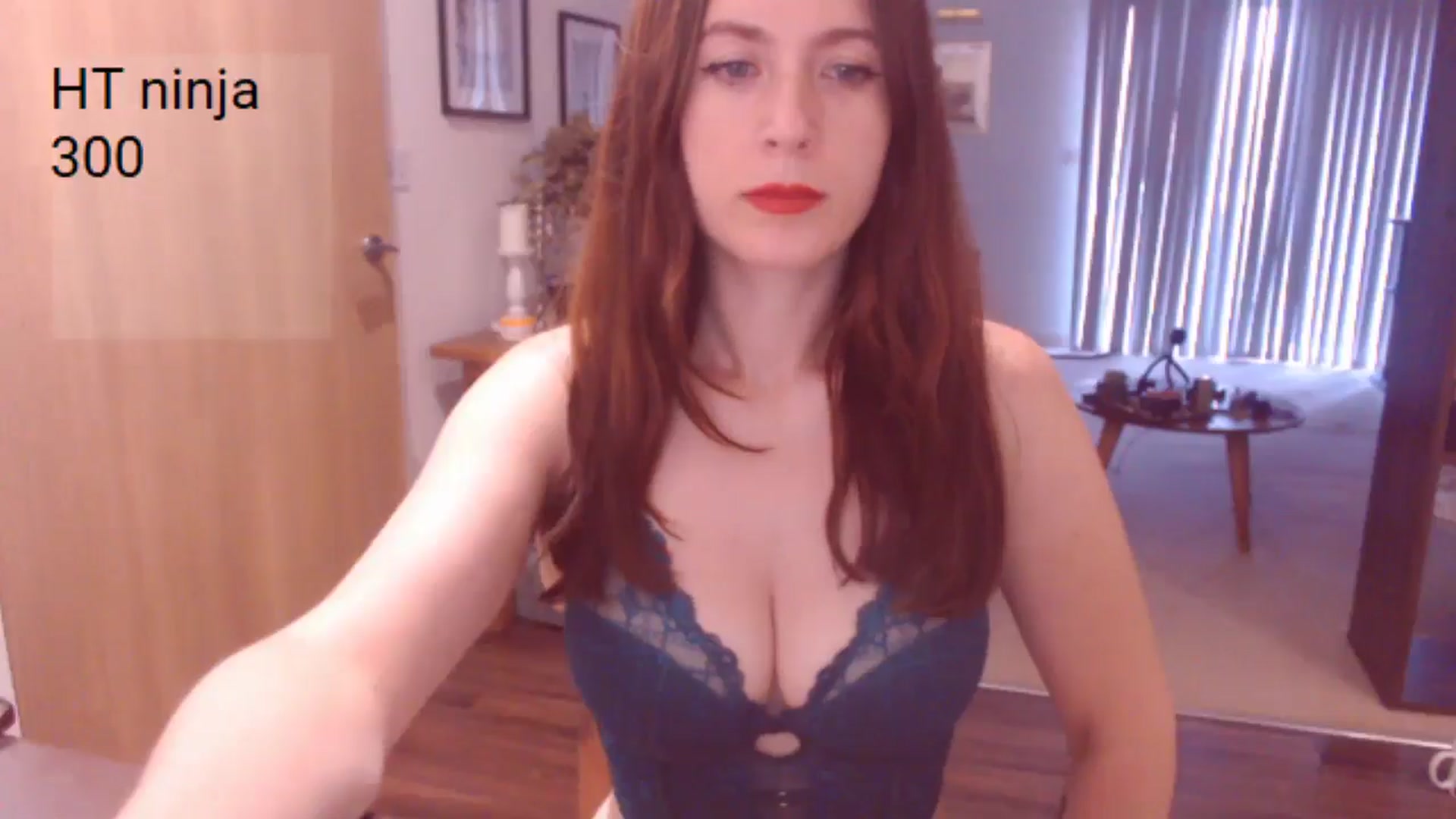 Gallery image thumbnail from AubreyPlza's myfreecams stream on, 08/01/2025, 19:09 image 17 of 20